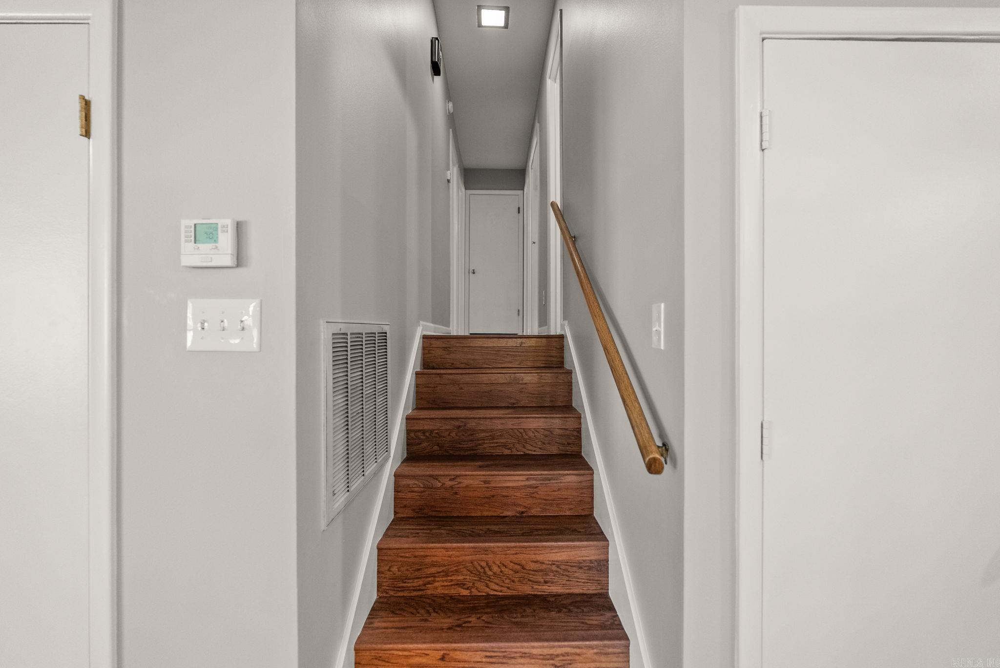 INDIAN HILLS - Residential
