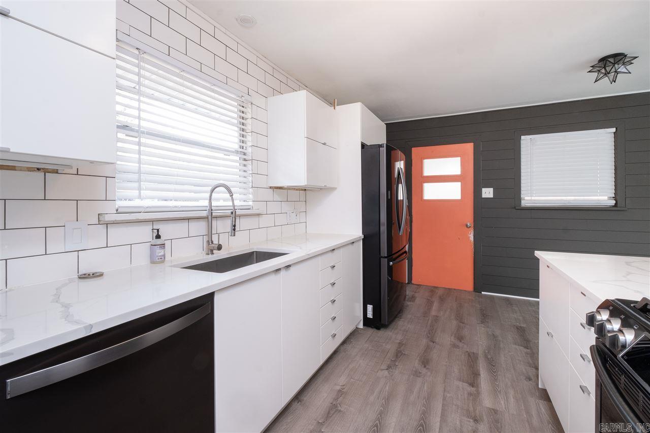 LAKEWOOD - Residential