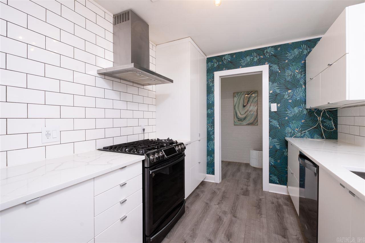 LAKEWOOD - Residential