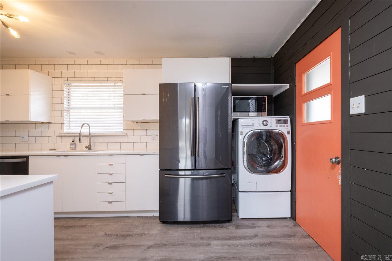 LAKEWOOD - Residential