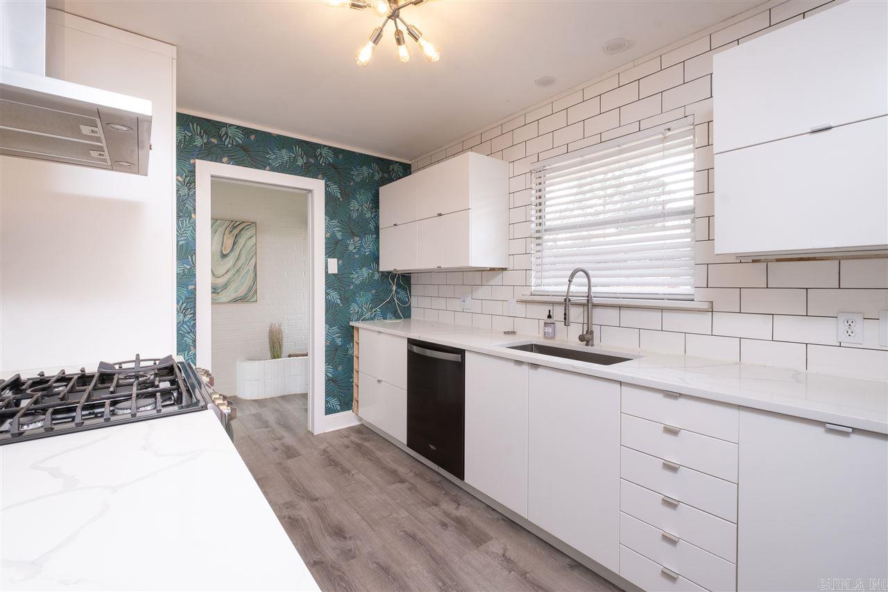 LAKEWOOD - Residential