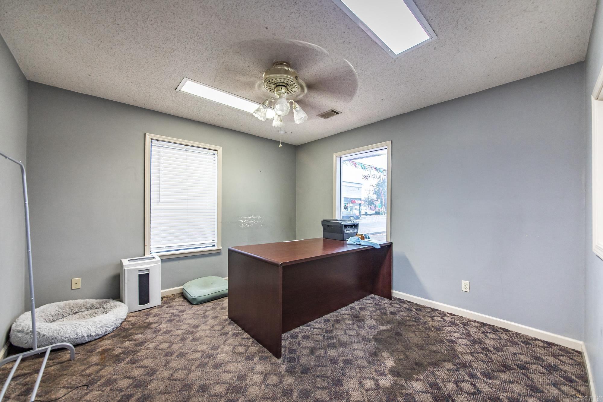 OT England City - Commercial Sale