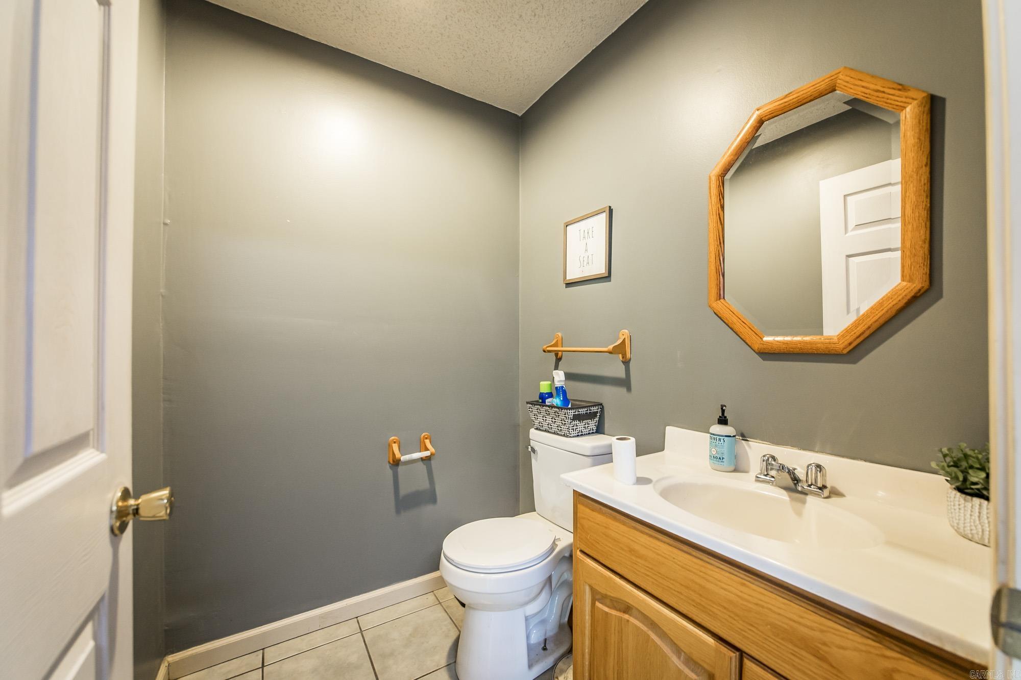 OT England City - Commercial Sale