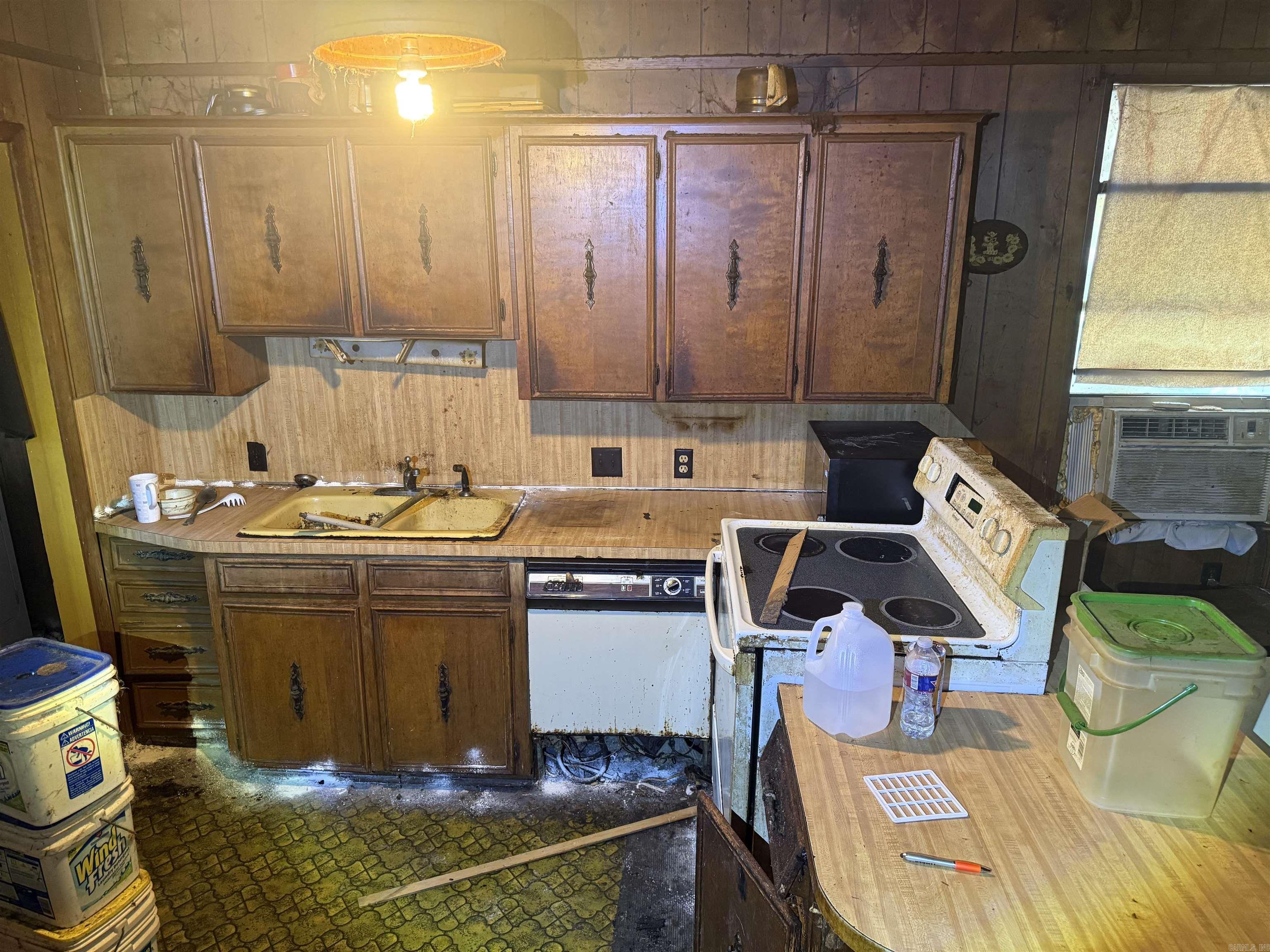 AMBOY HEIGHTS - Residential