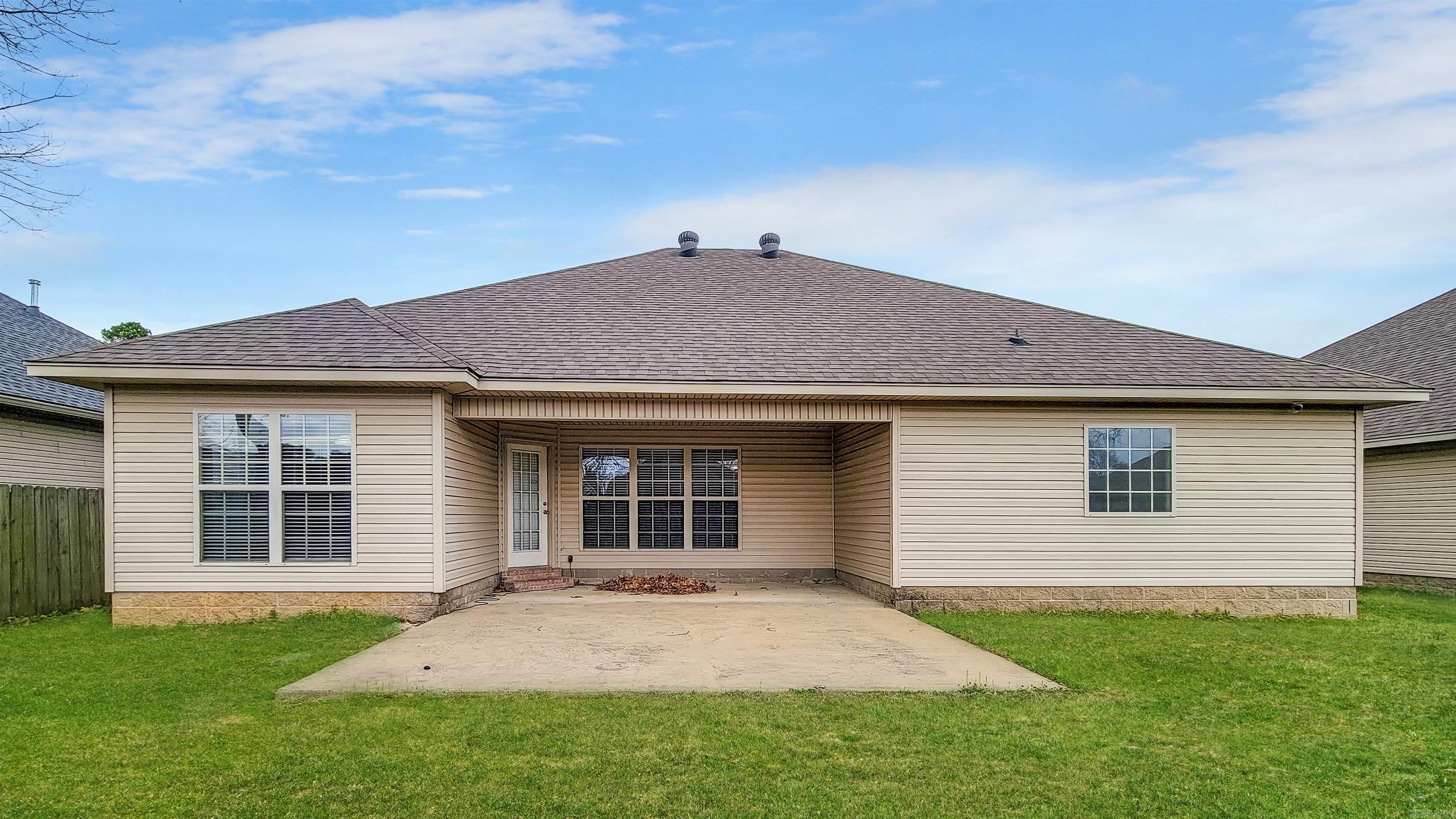 BENTLEY COURT - Residential