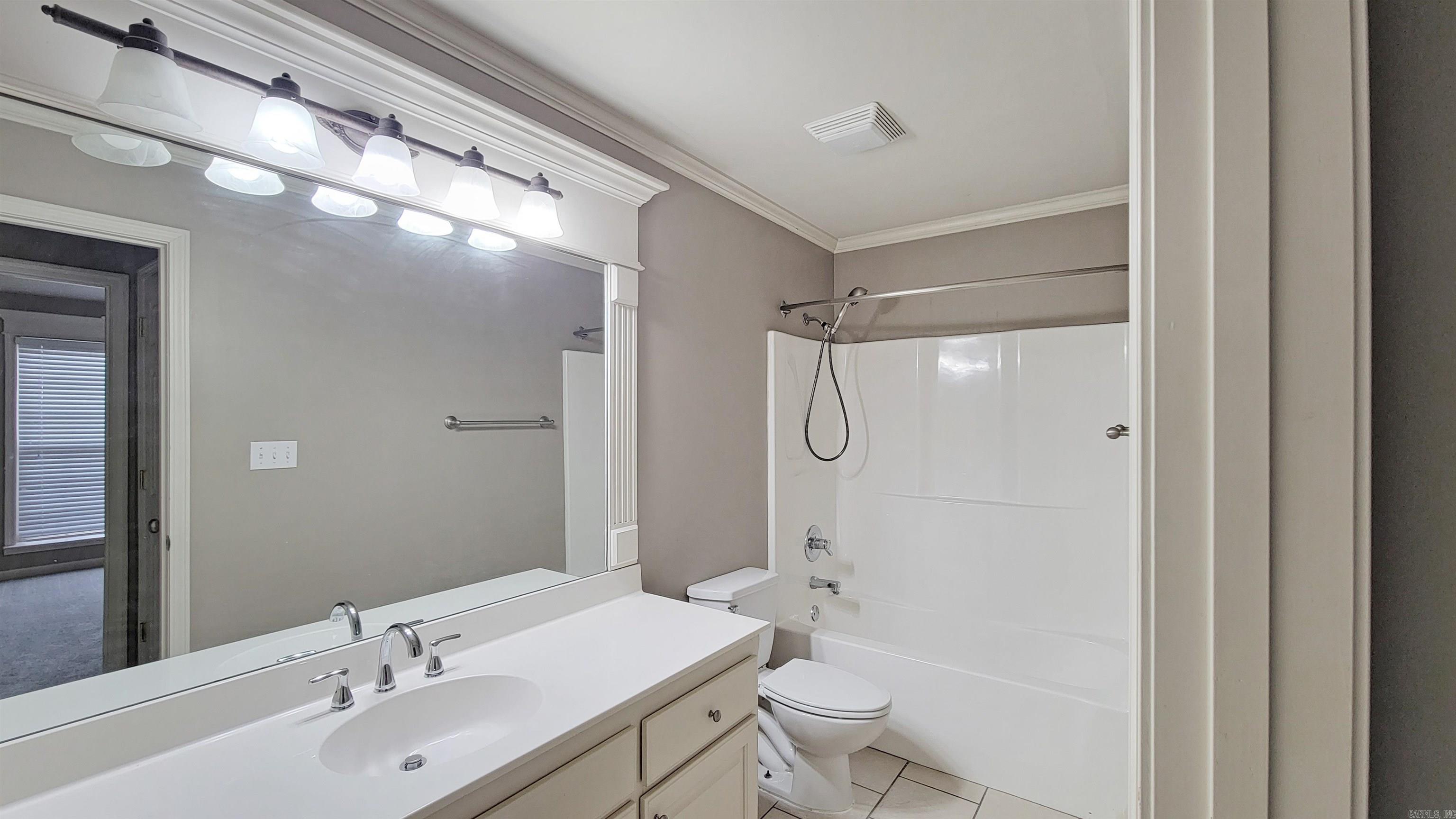 BENTLEY COURT - Residential