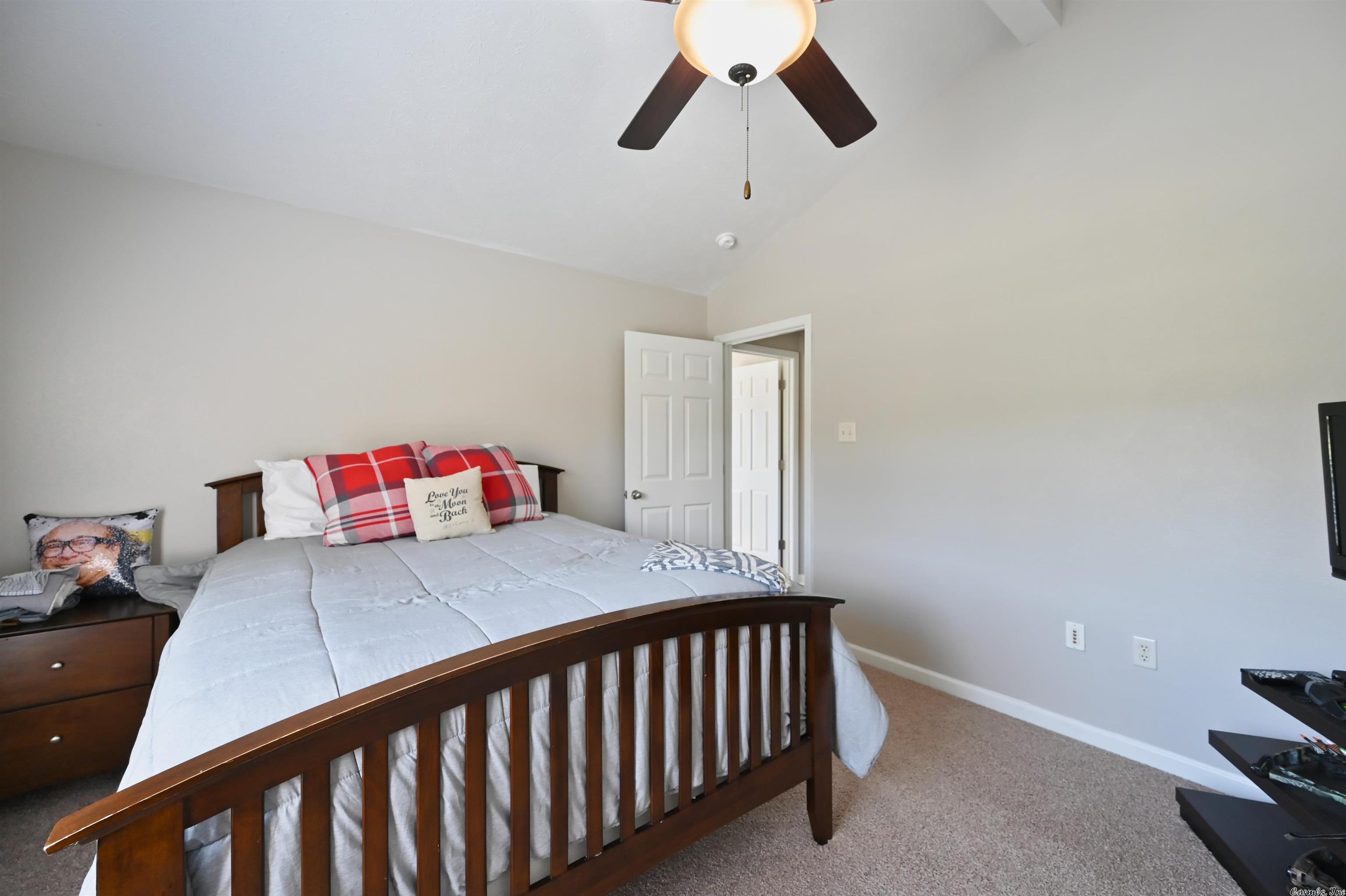 OVERLAND PARK EST - Residential