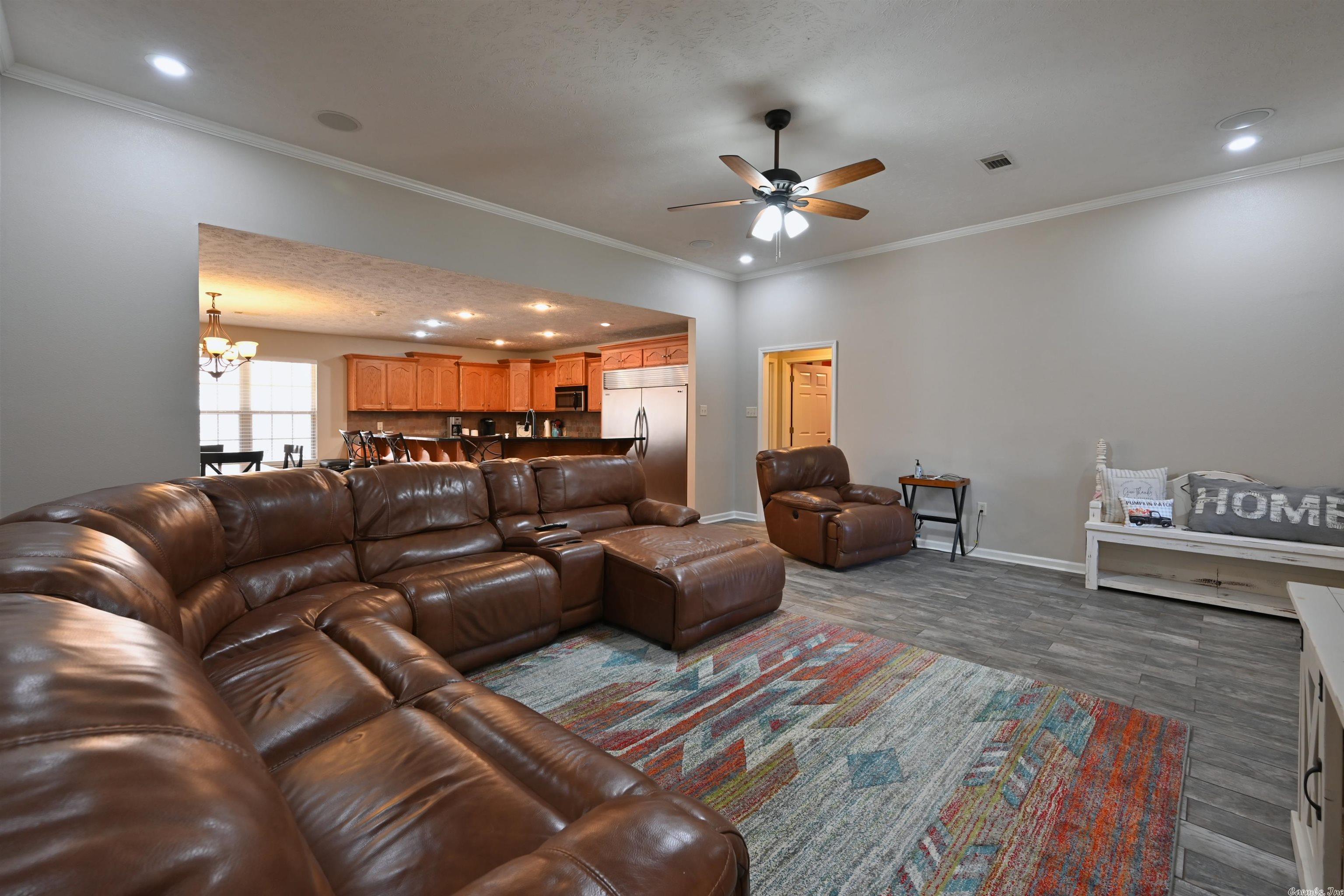 OVERLAND PARK EST - Residential