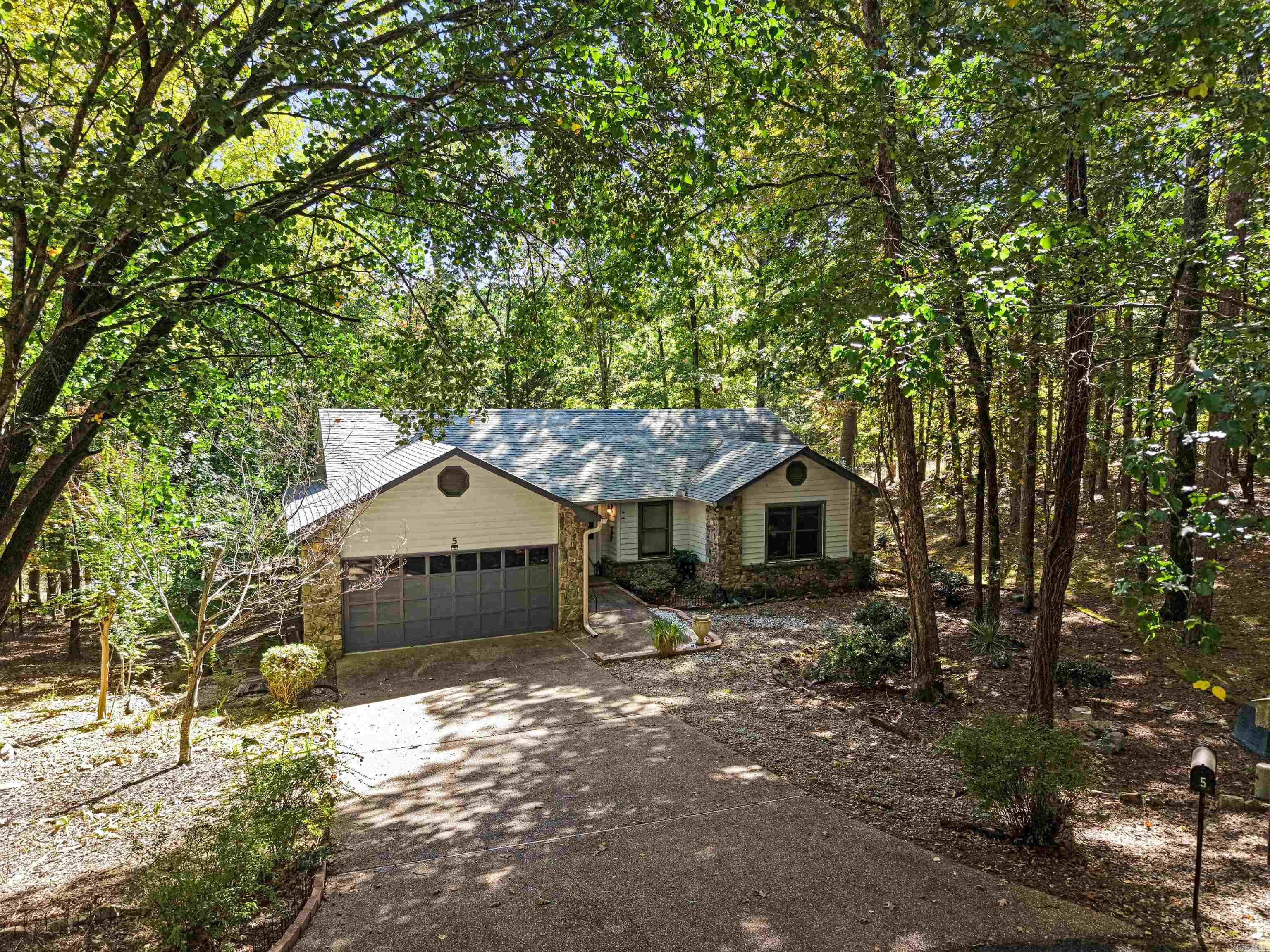 ZAMORA - Residential