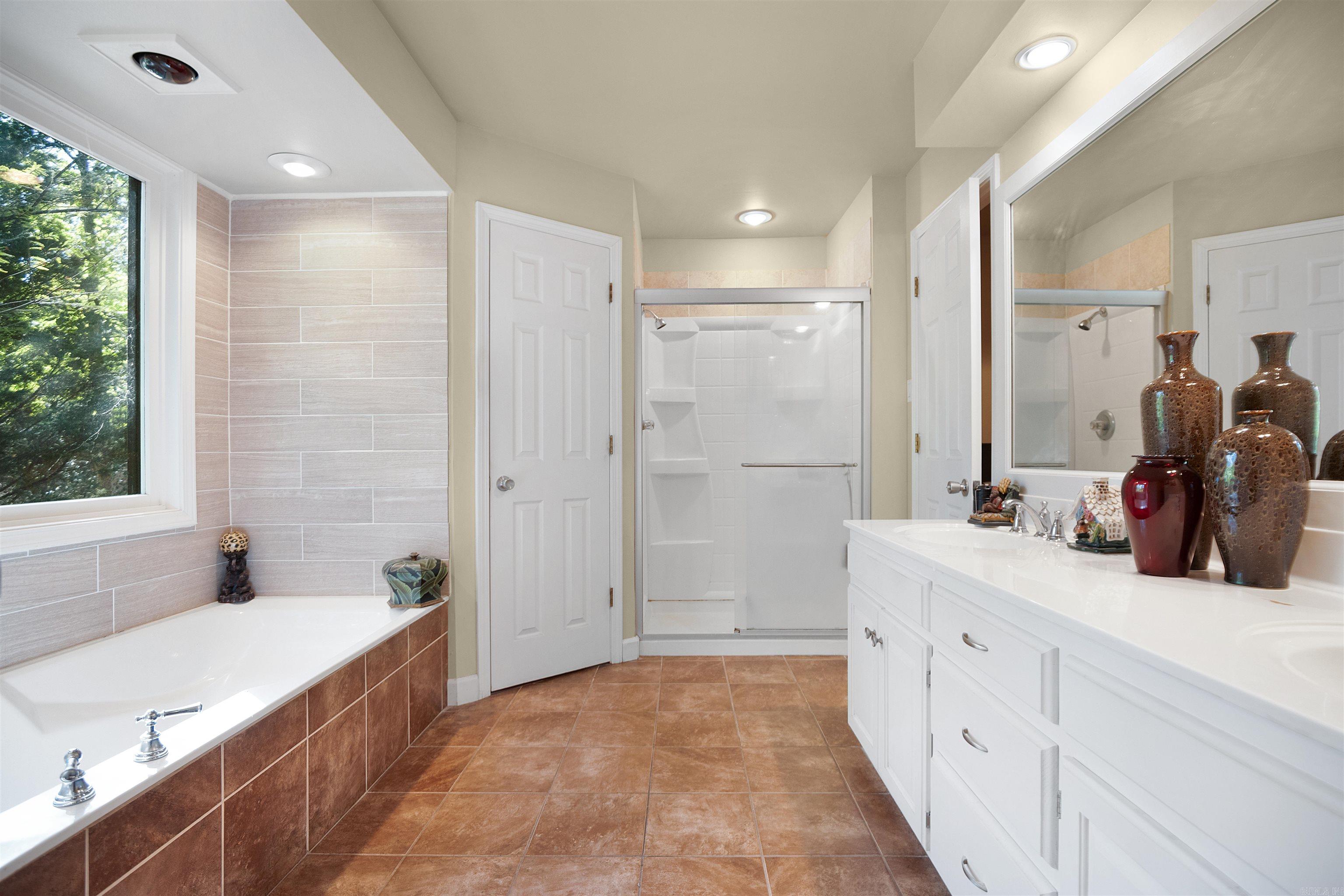 ZAMORA - Residential