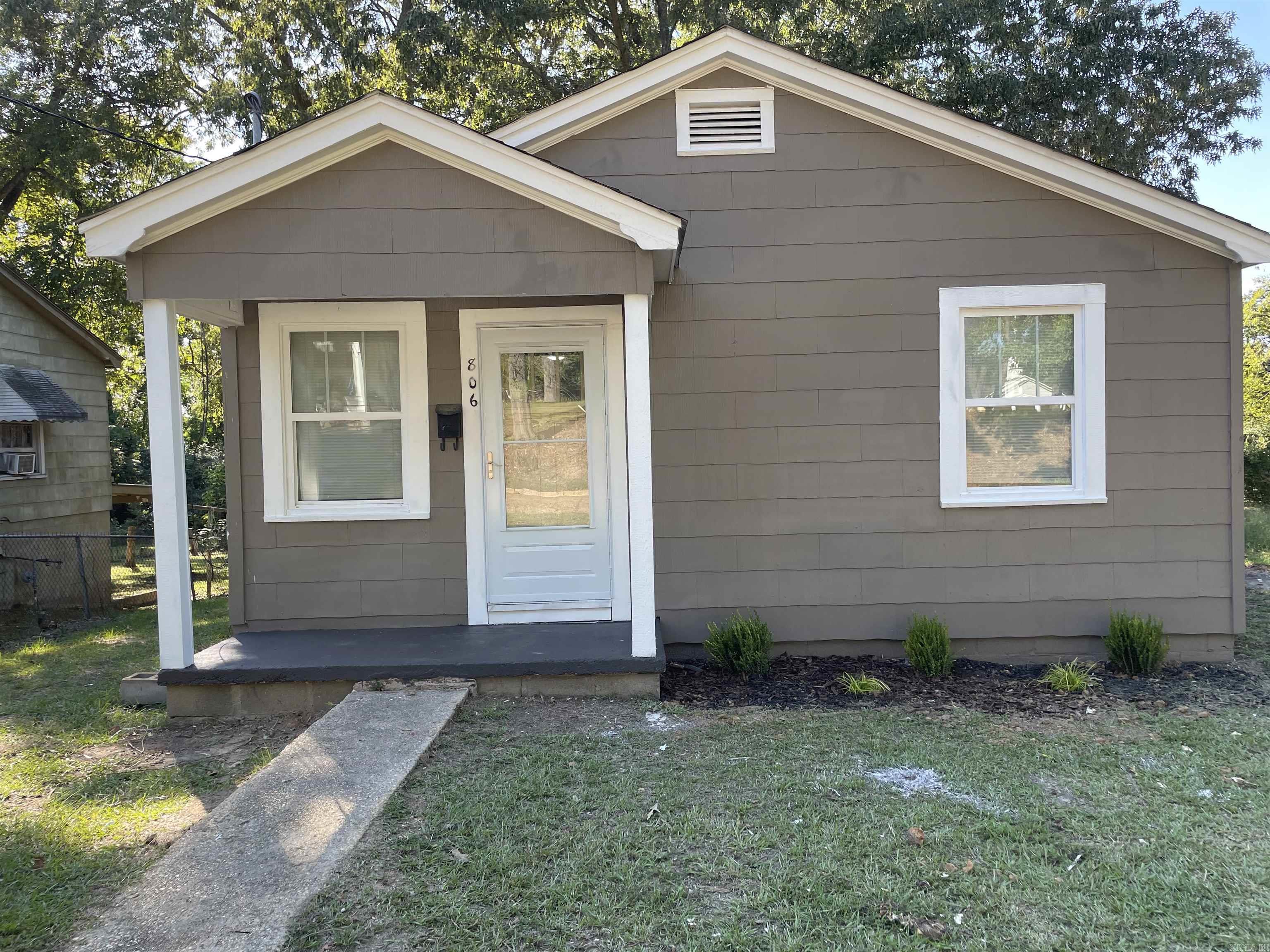 CRAIGS WEST END - Residential