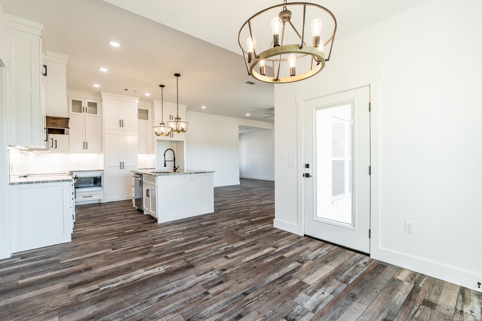 REYNOLDS RIDGE - Residential