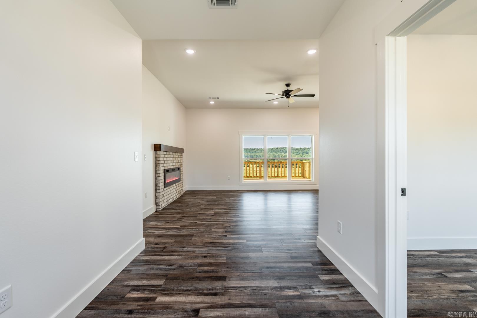 REYNOLDS RIDGE - Residential