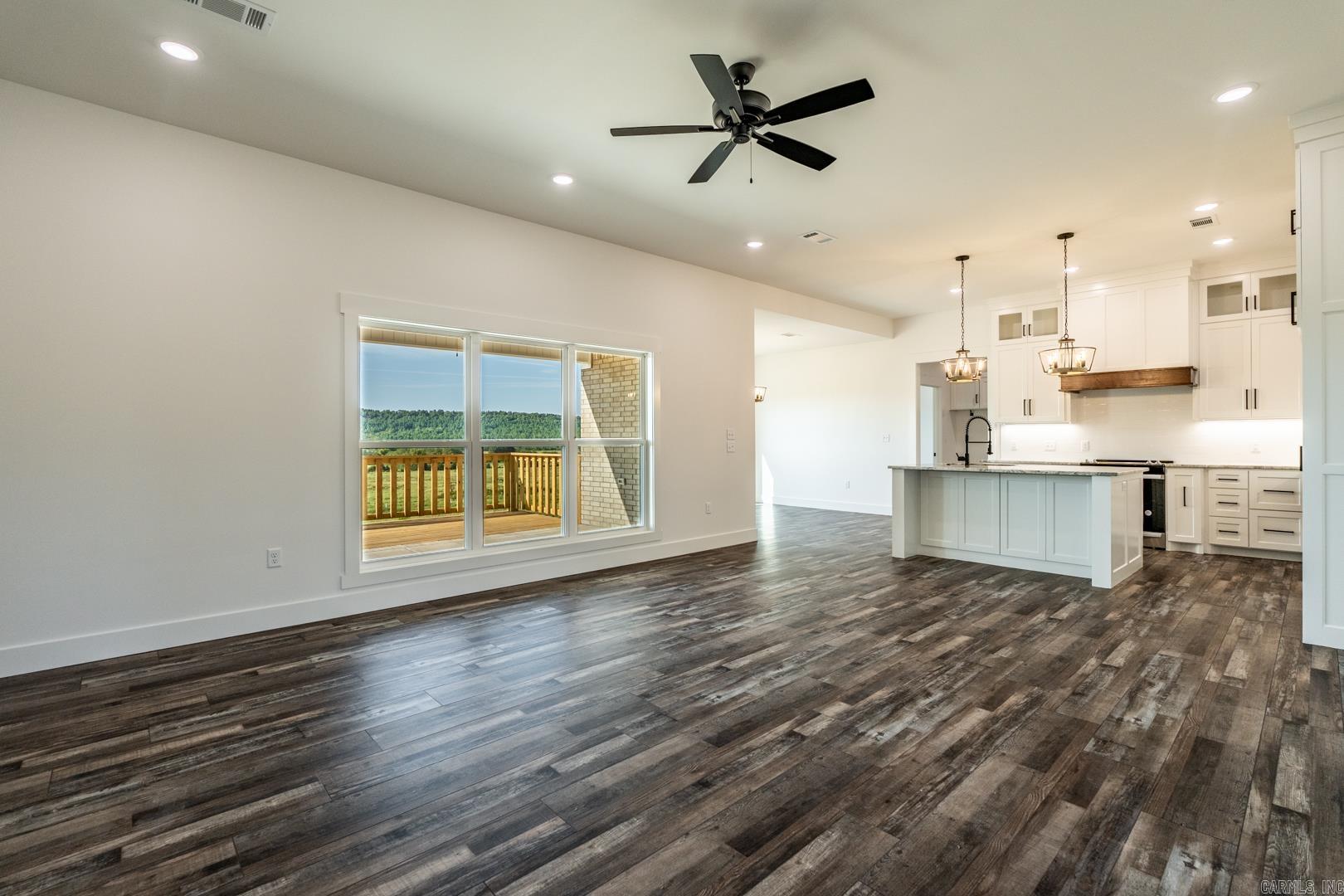 REYNOLDS RIDGE - Residential