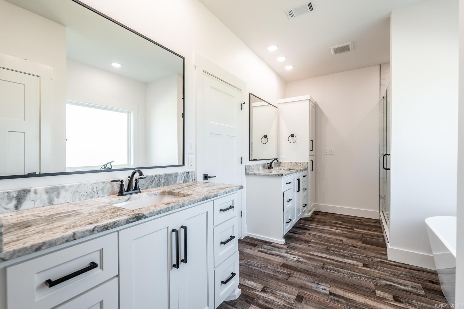 REYNOLDS RIDGE - Residential