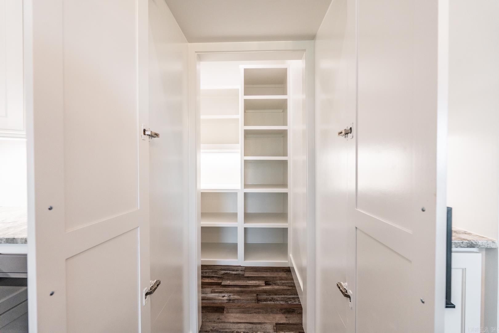 REYNOLDS RIDGE - Residential