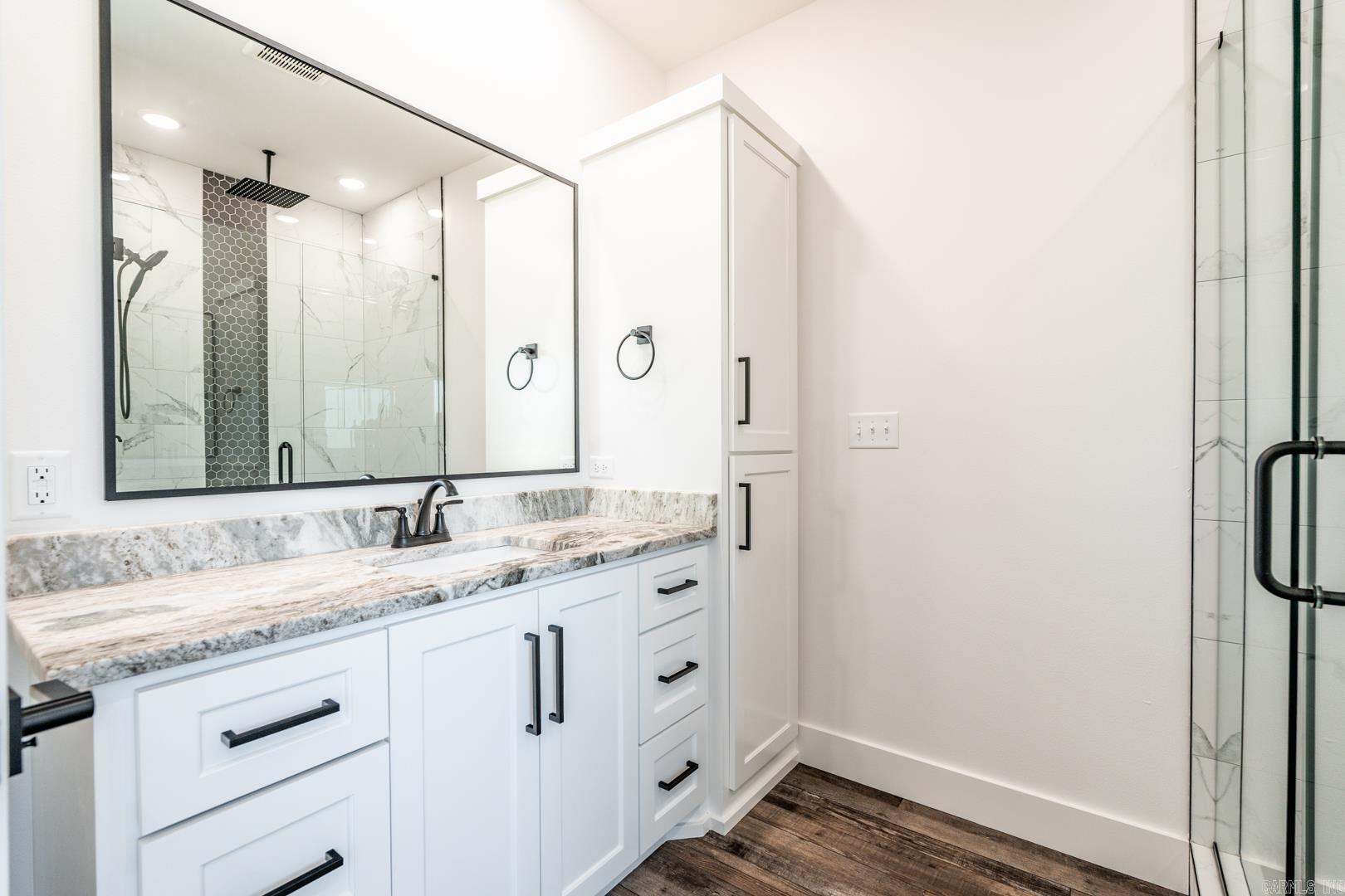 REYNOLDS RIDGE - Residential