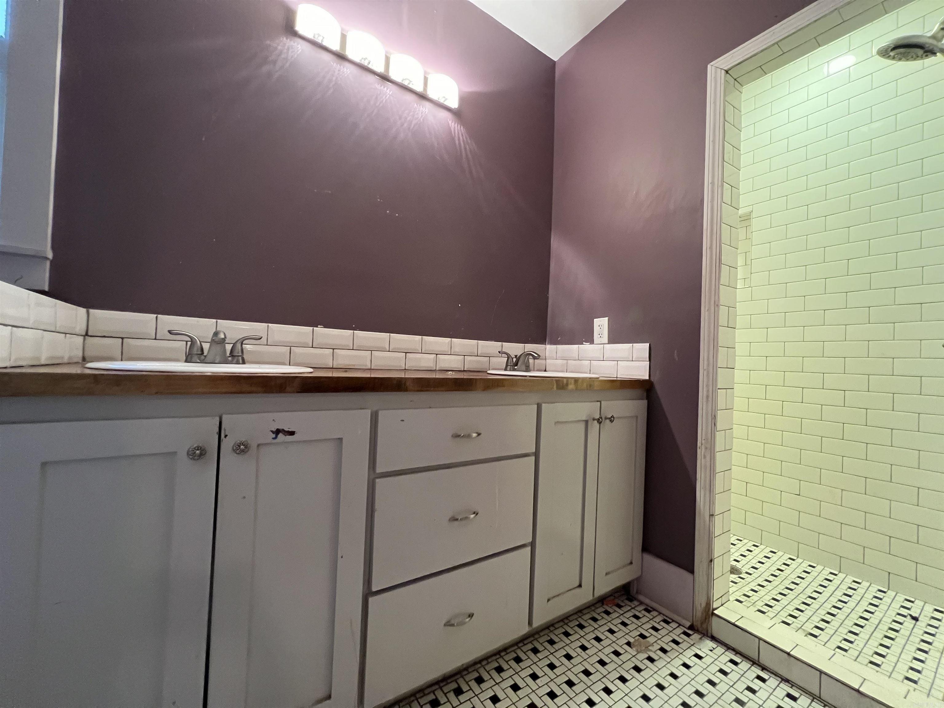 BEEBE ORIGINAL - Residential