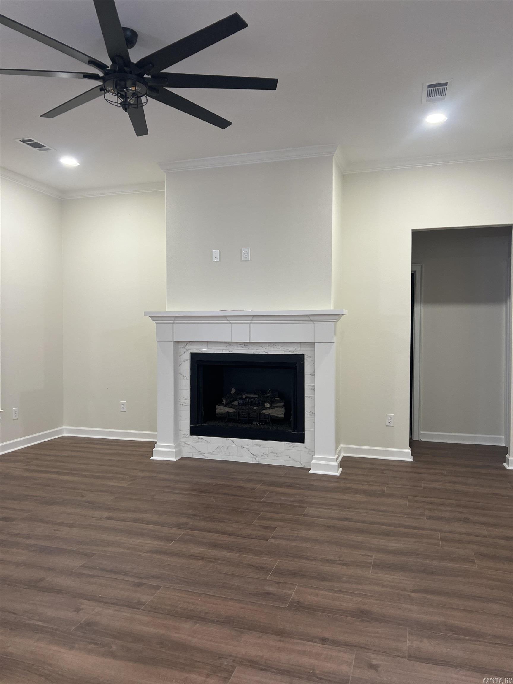 THE GROVE - Residential