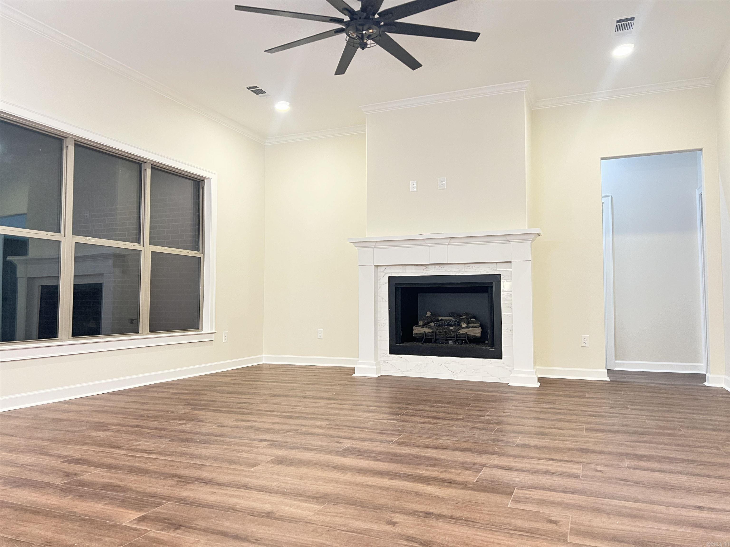 THE GROVE - Residential