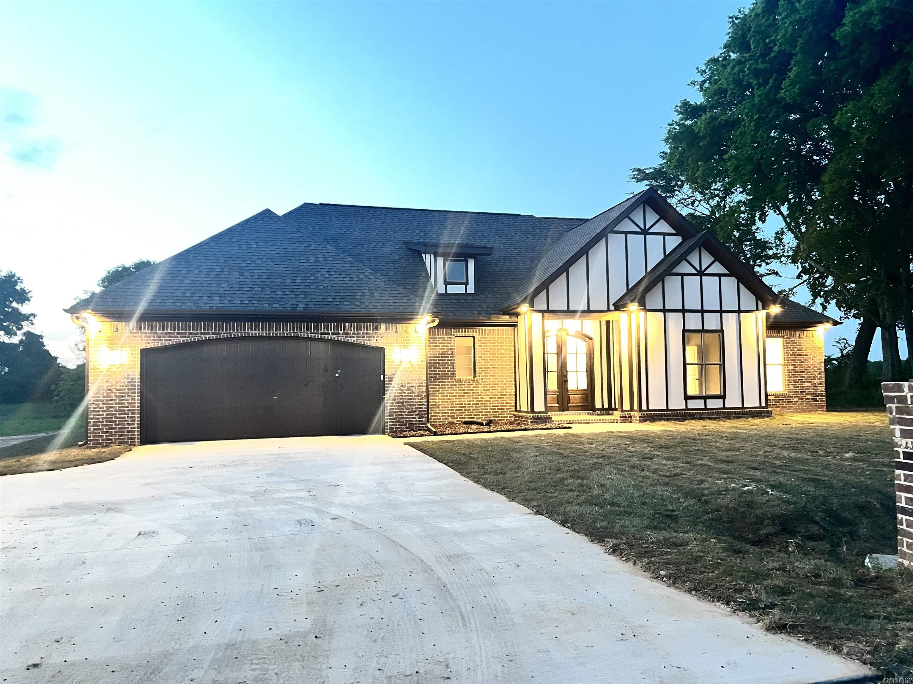 THE GROVE - Residential