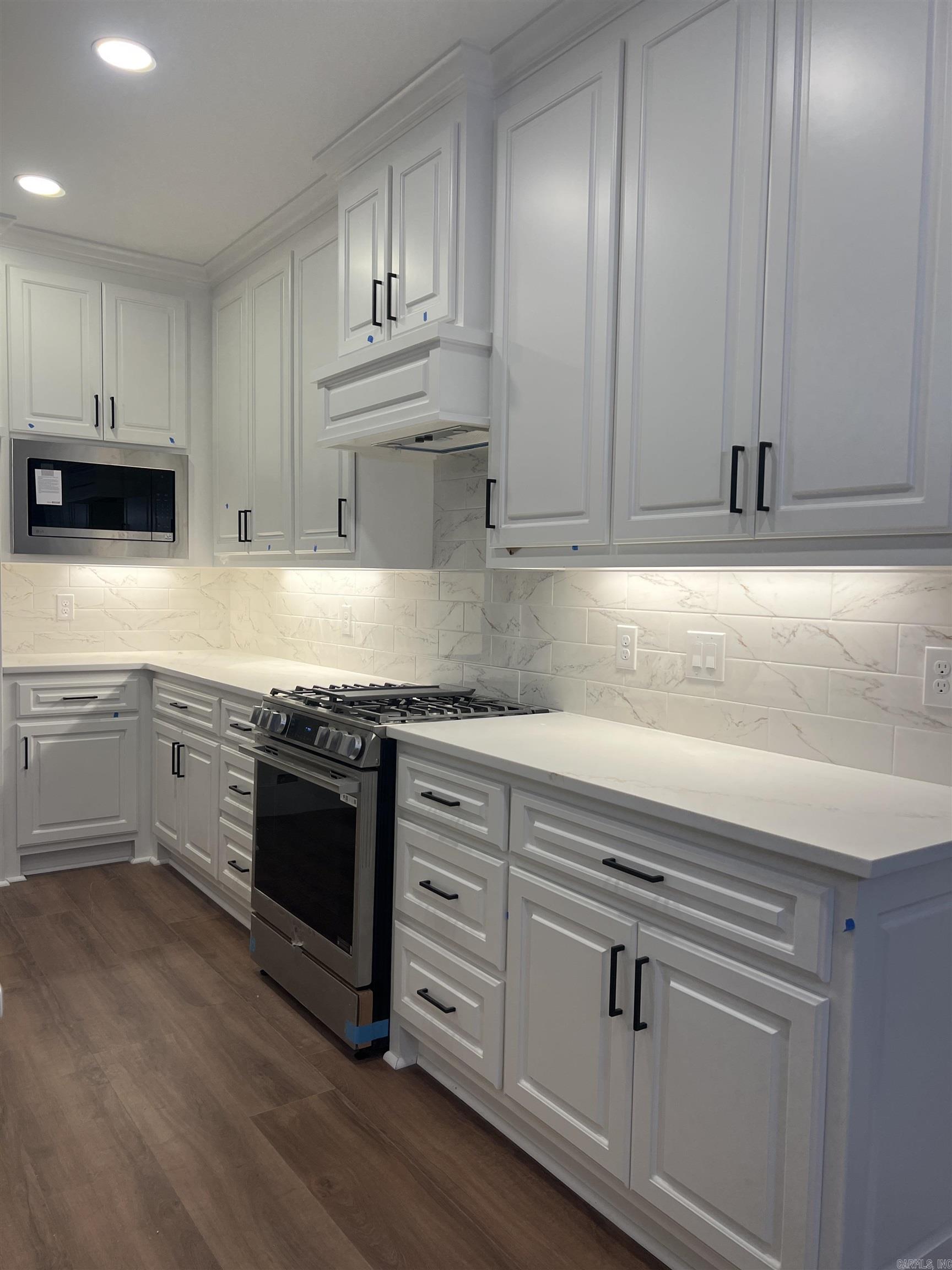 THE GROVE - Residential