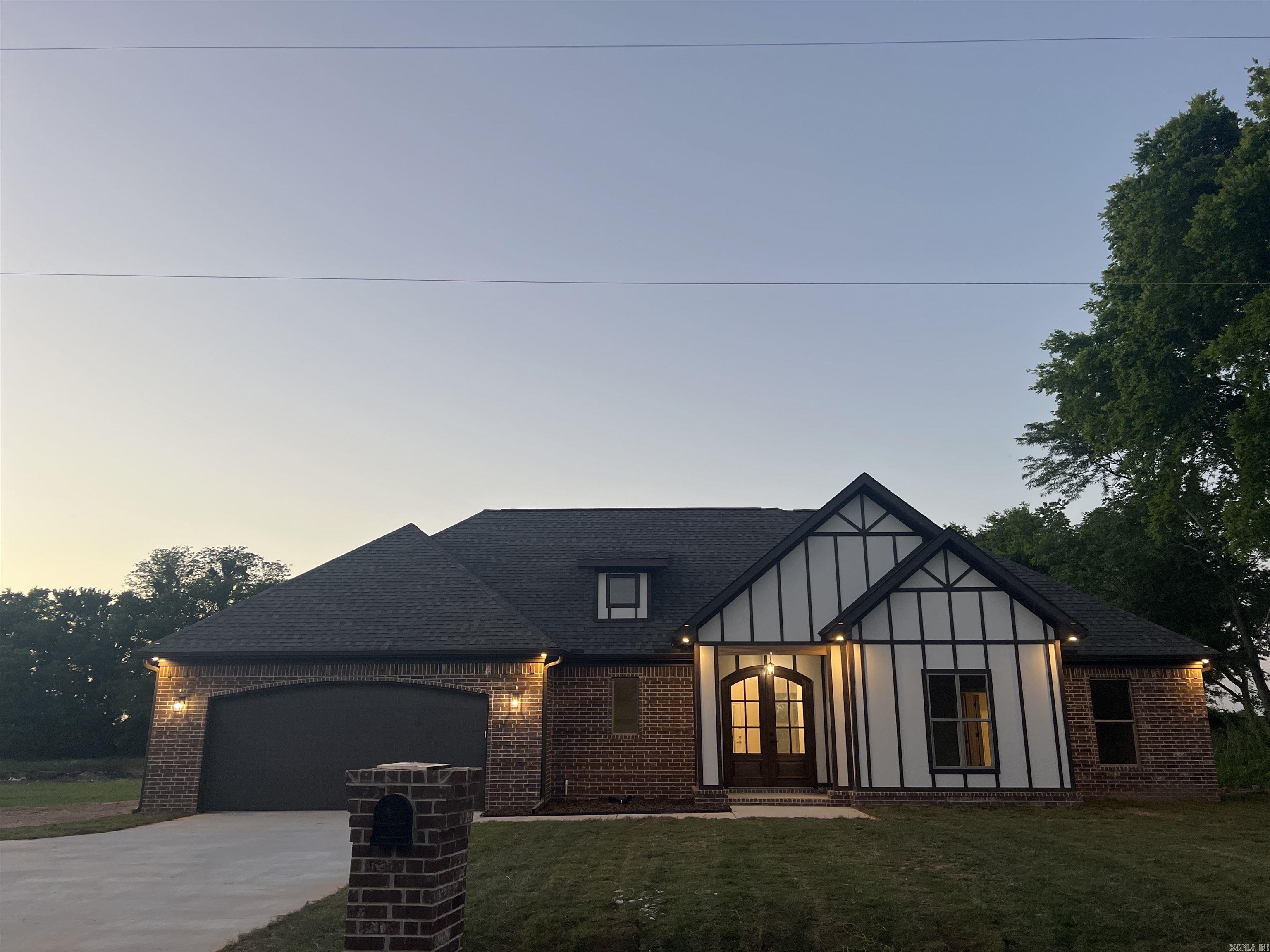 THE GROVE - Residential