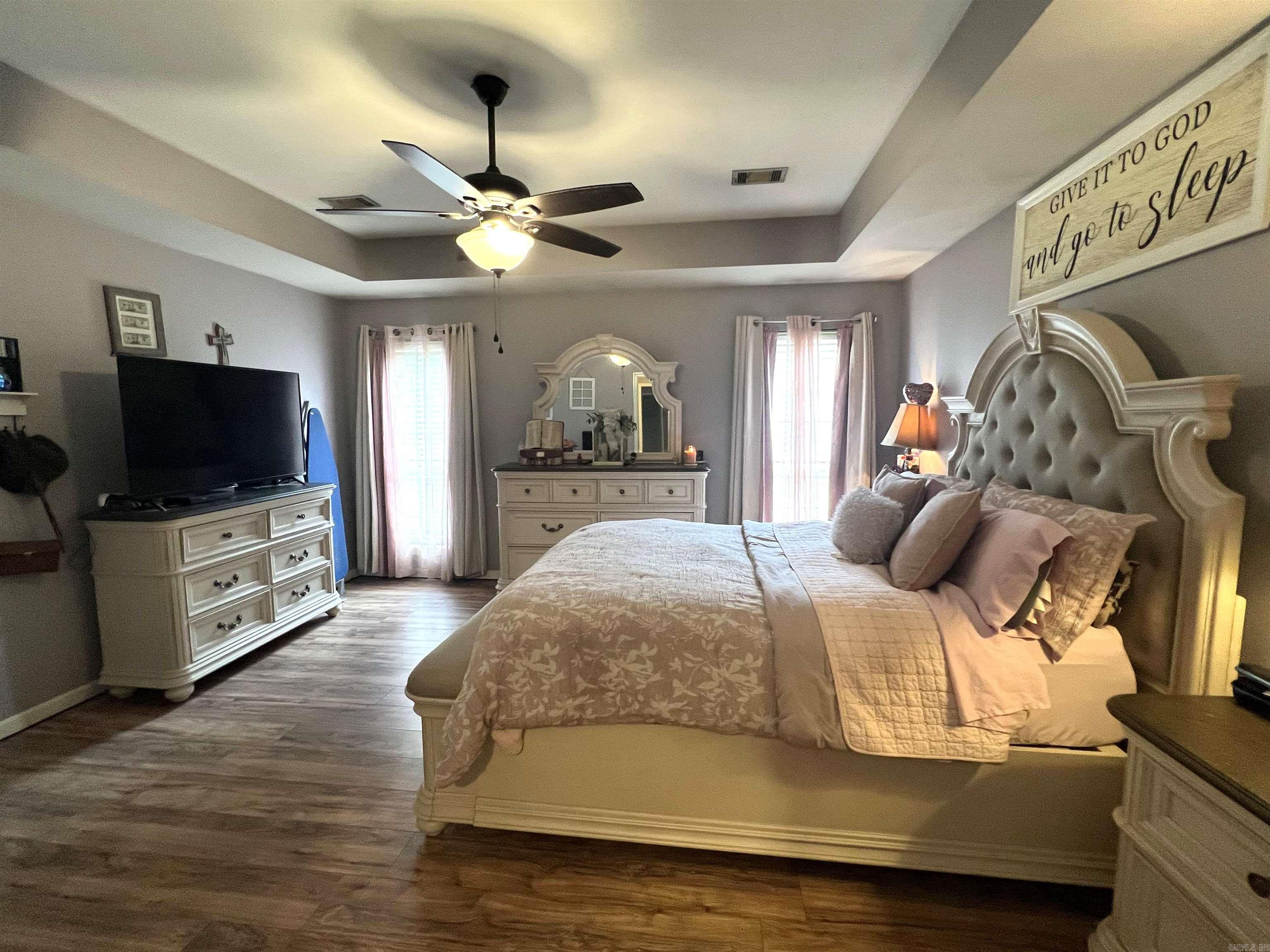 MEADOW CREEK - Residential