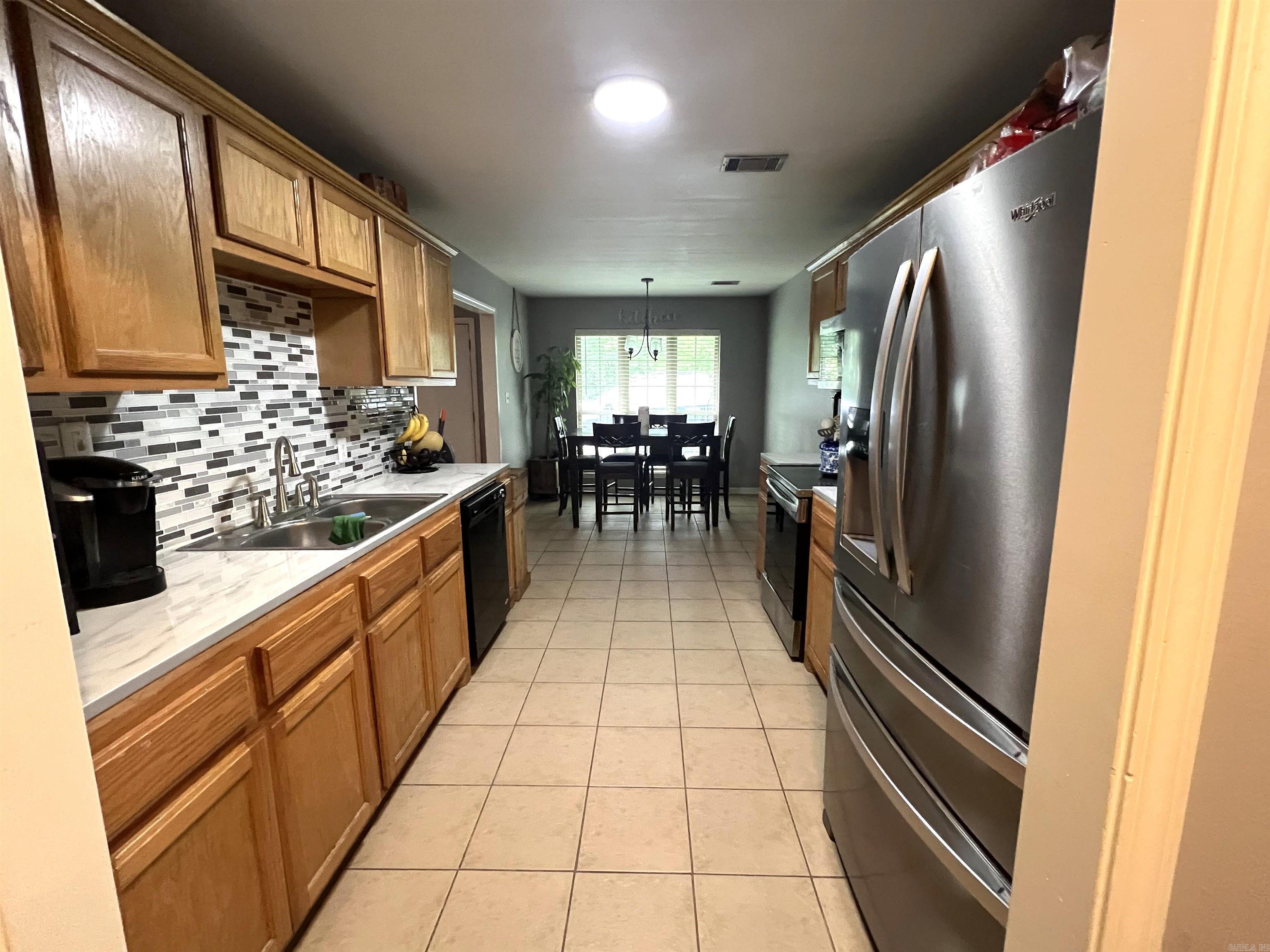 MEADOW CREEK - Residential