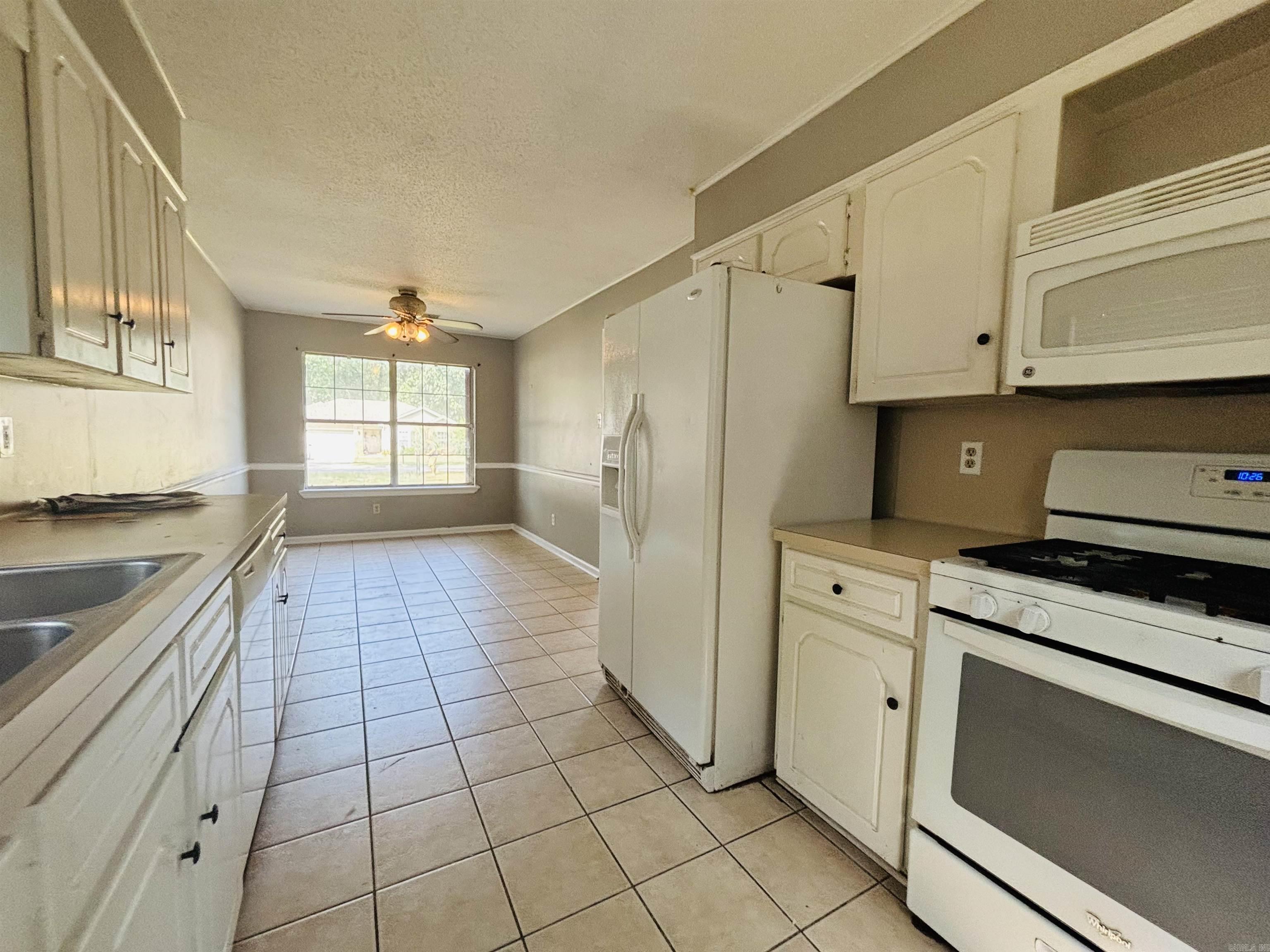 Towering Oaks Phase II - Residential