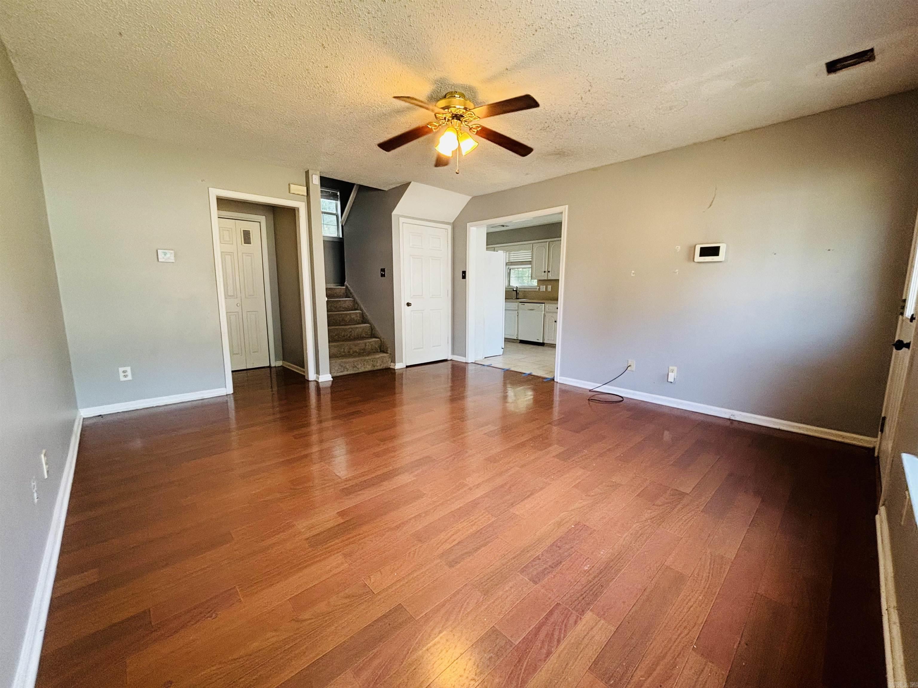 Towering Oaks Phase II - Residential