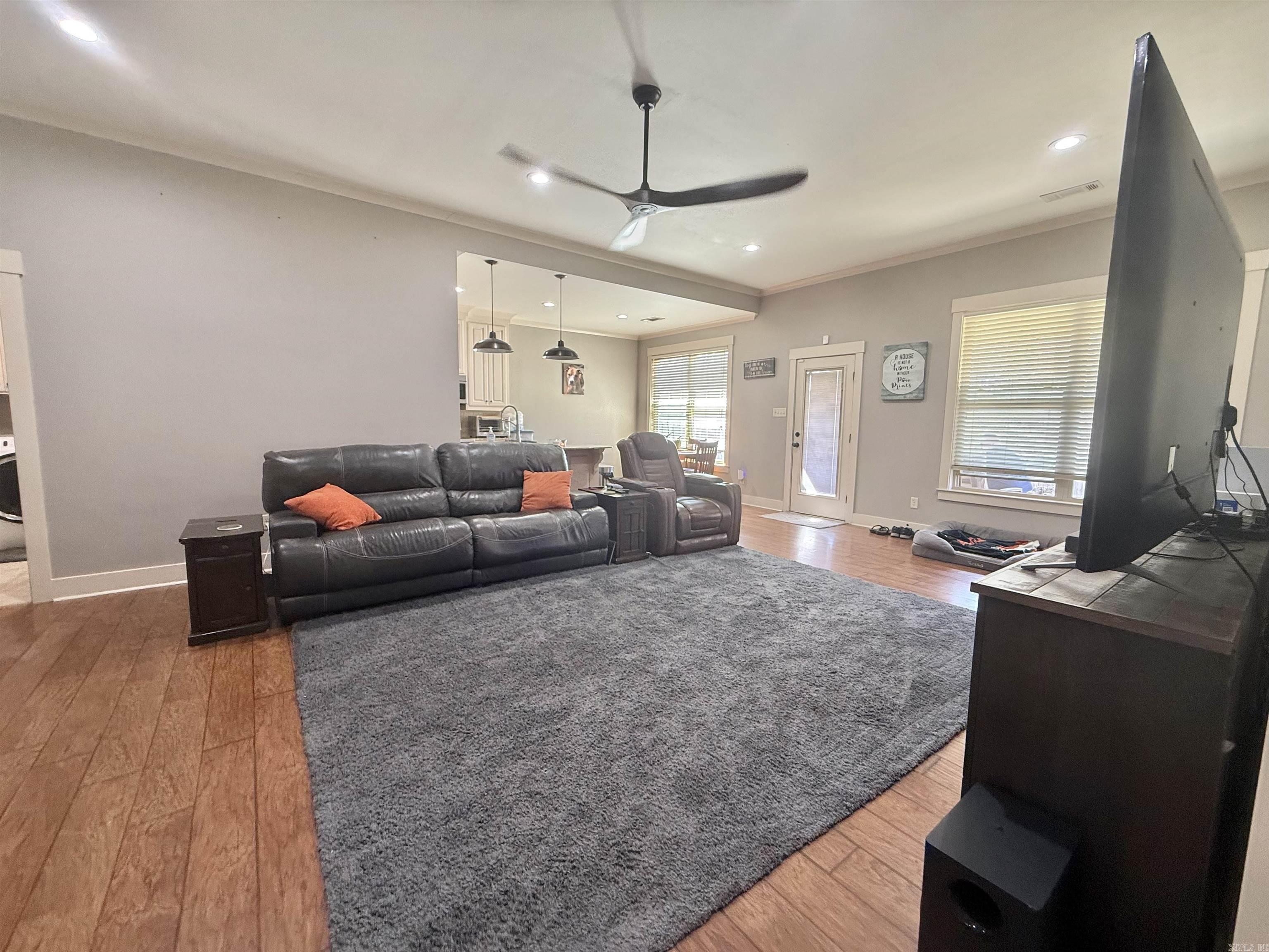 HALEY COURT - Residential