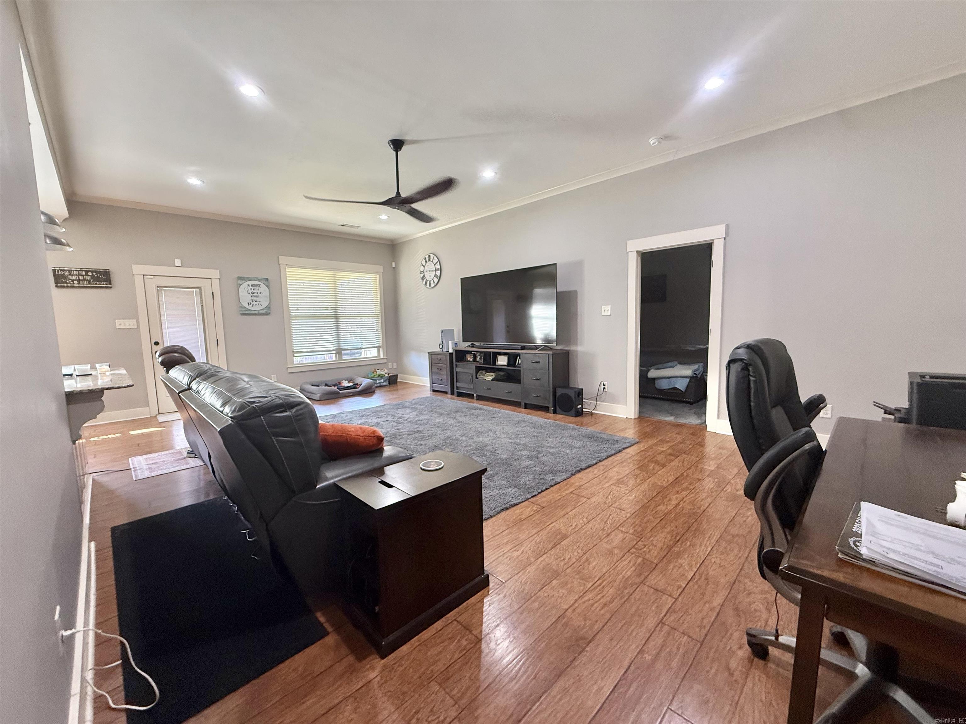 HALEY COURT - Residential