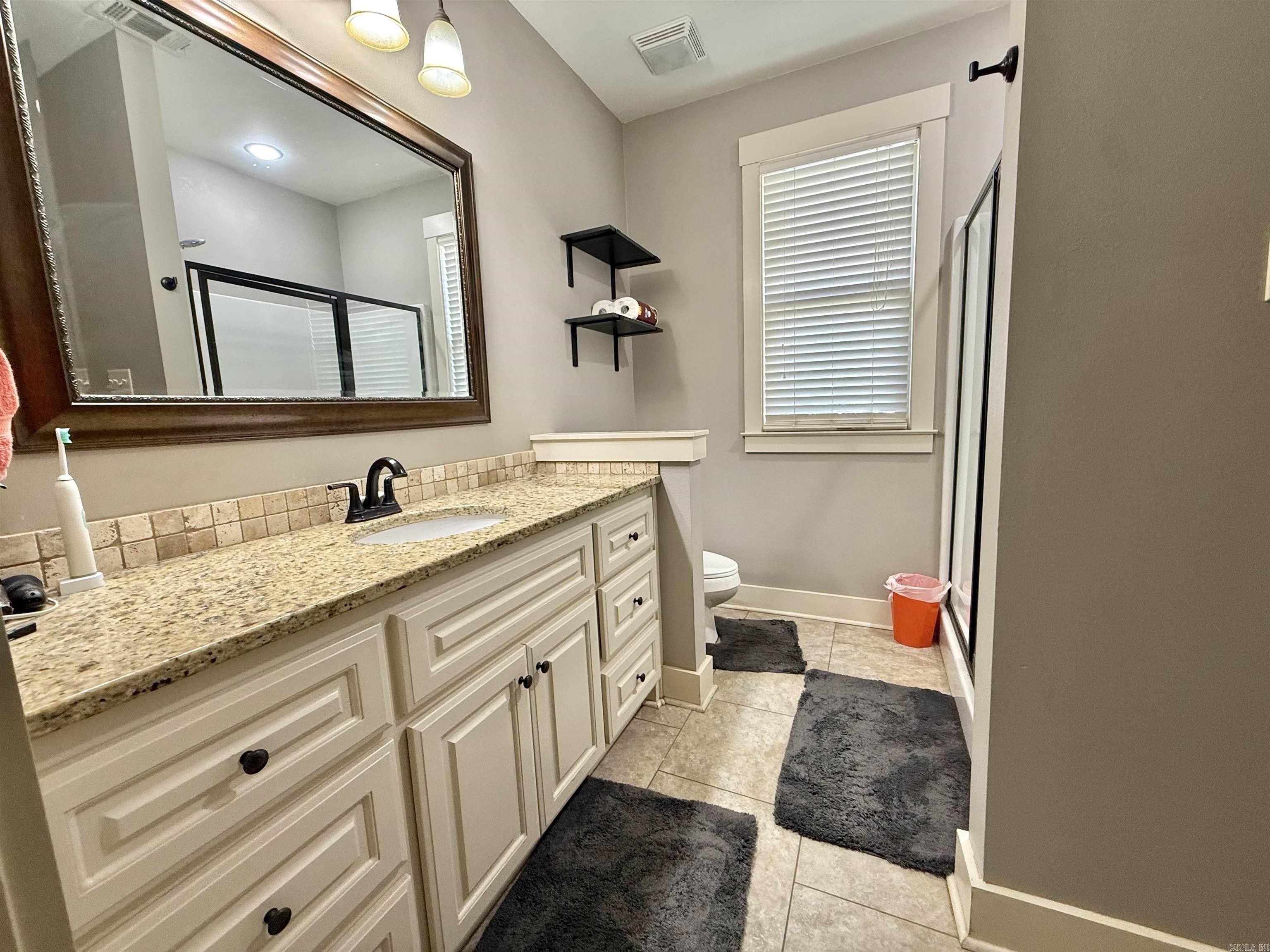 HALEY COURT - Residential