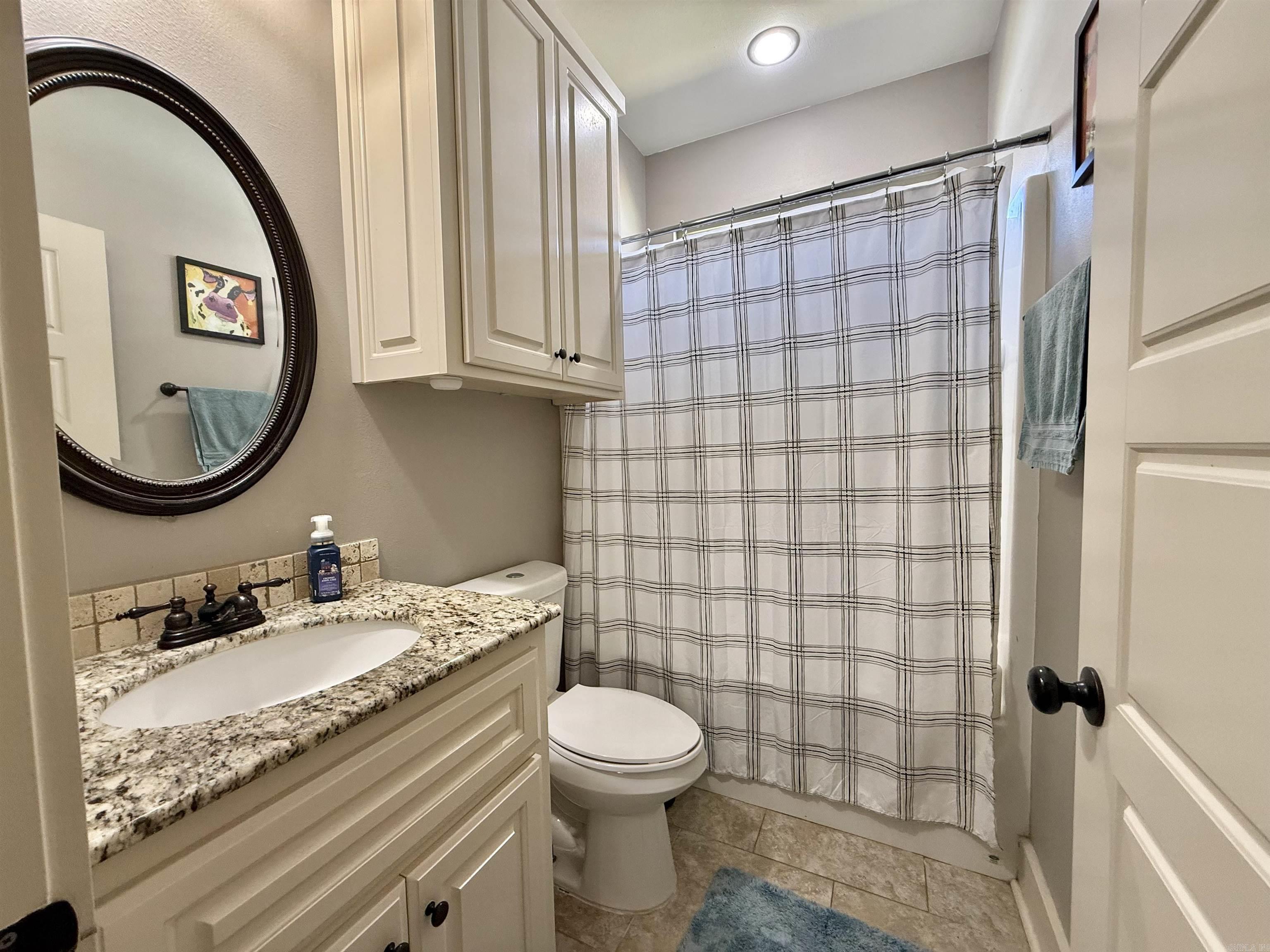 HALEY COURT - Residential