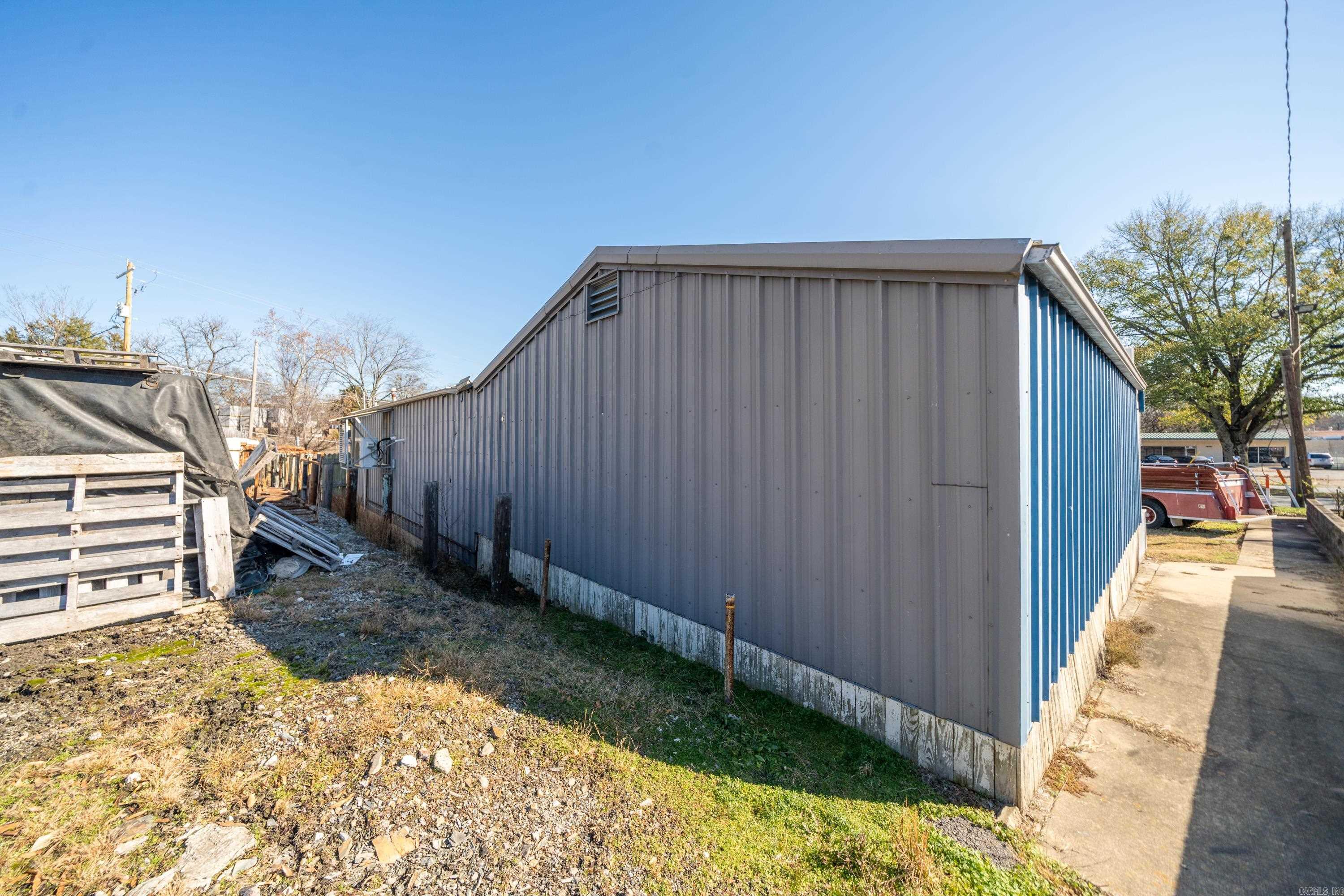 HSR BLK - Commercial Sale