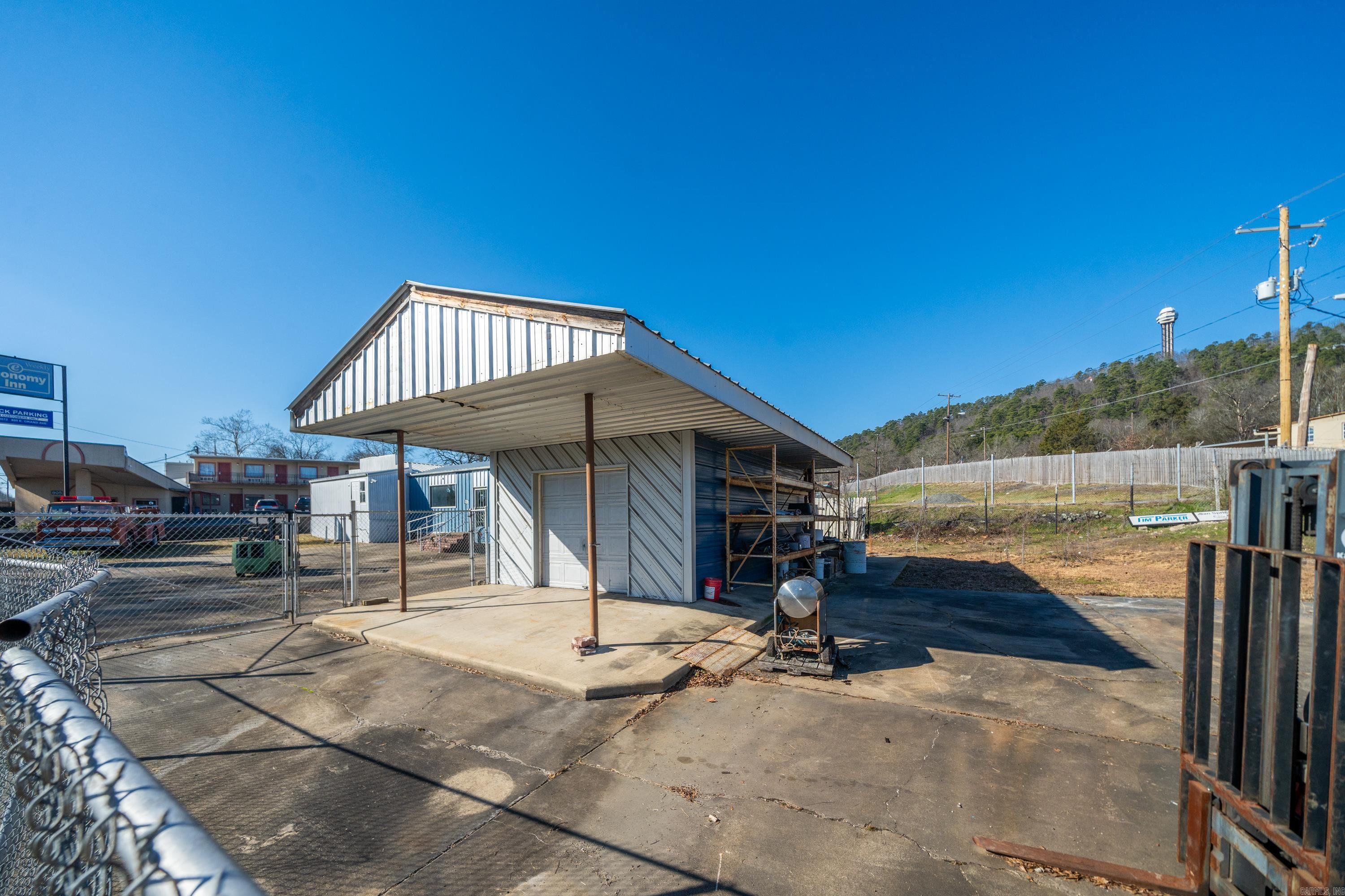 HSR BLK - Commercial Sale