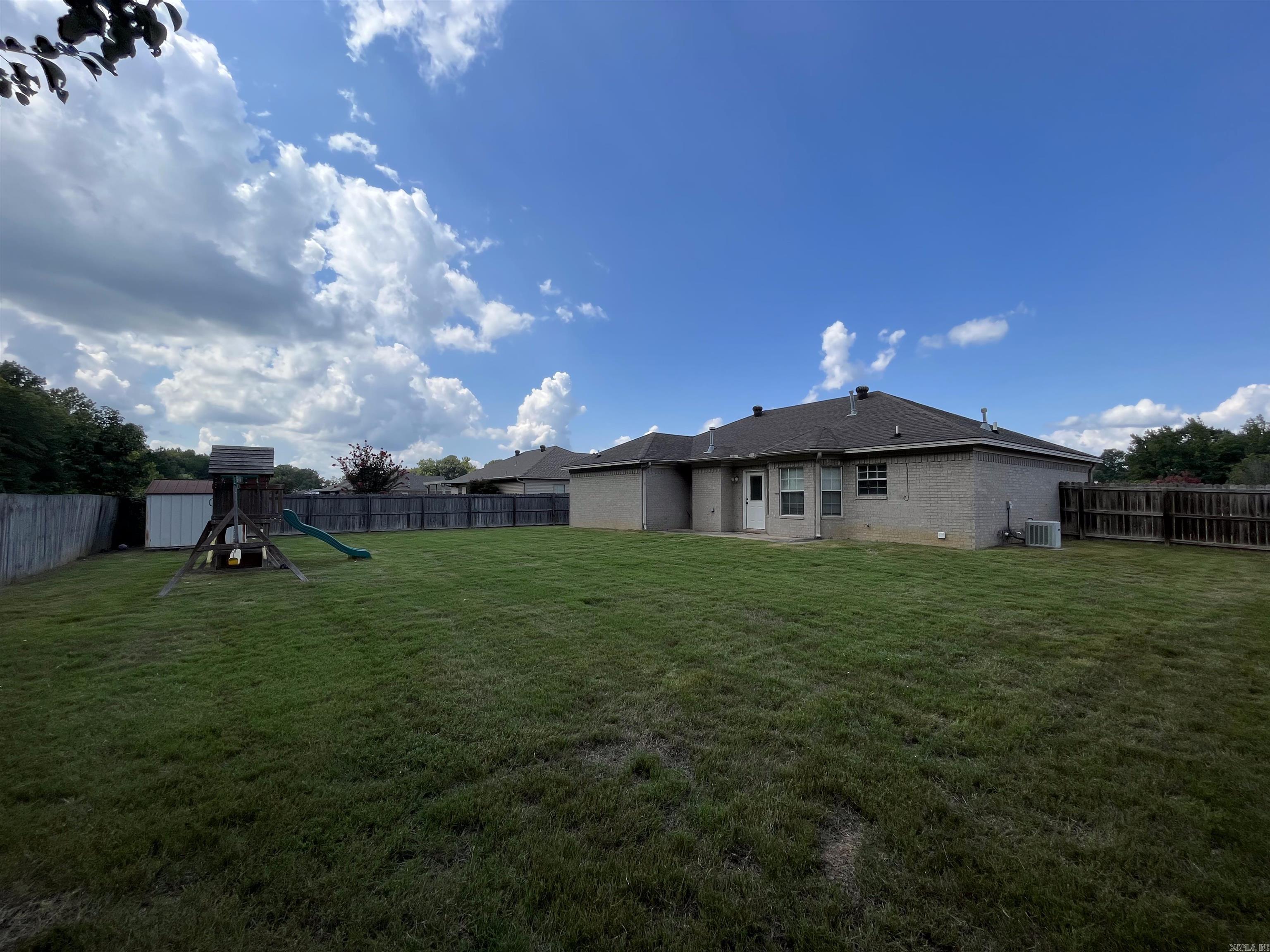 Robinwood - Residential Lease