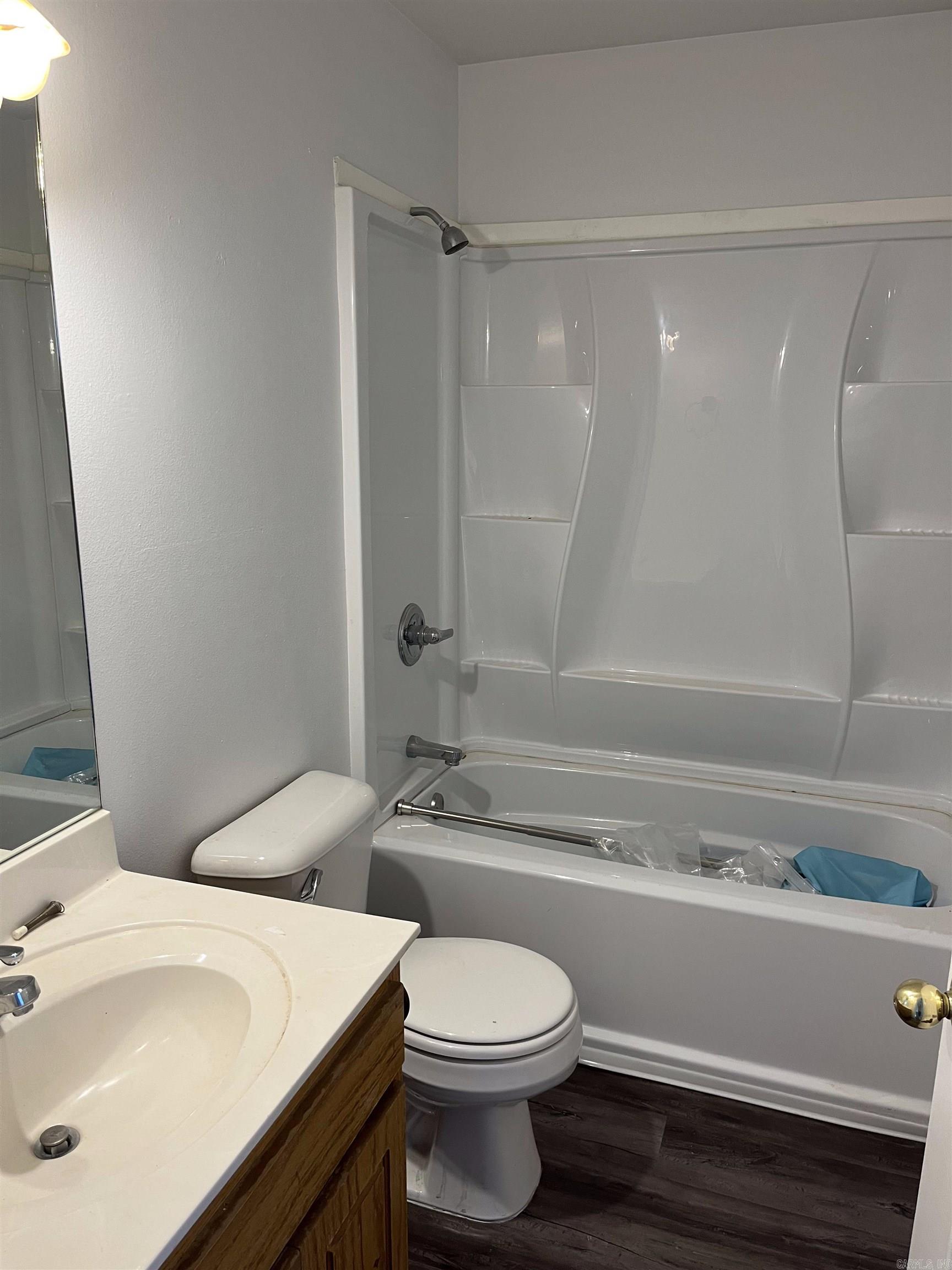 Robinwood - Residential Lease