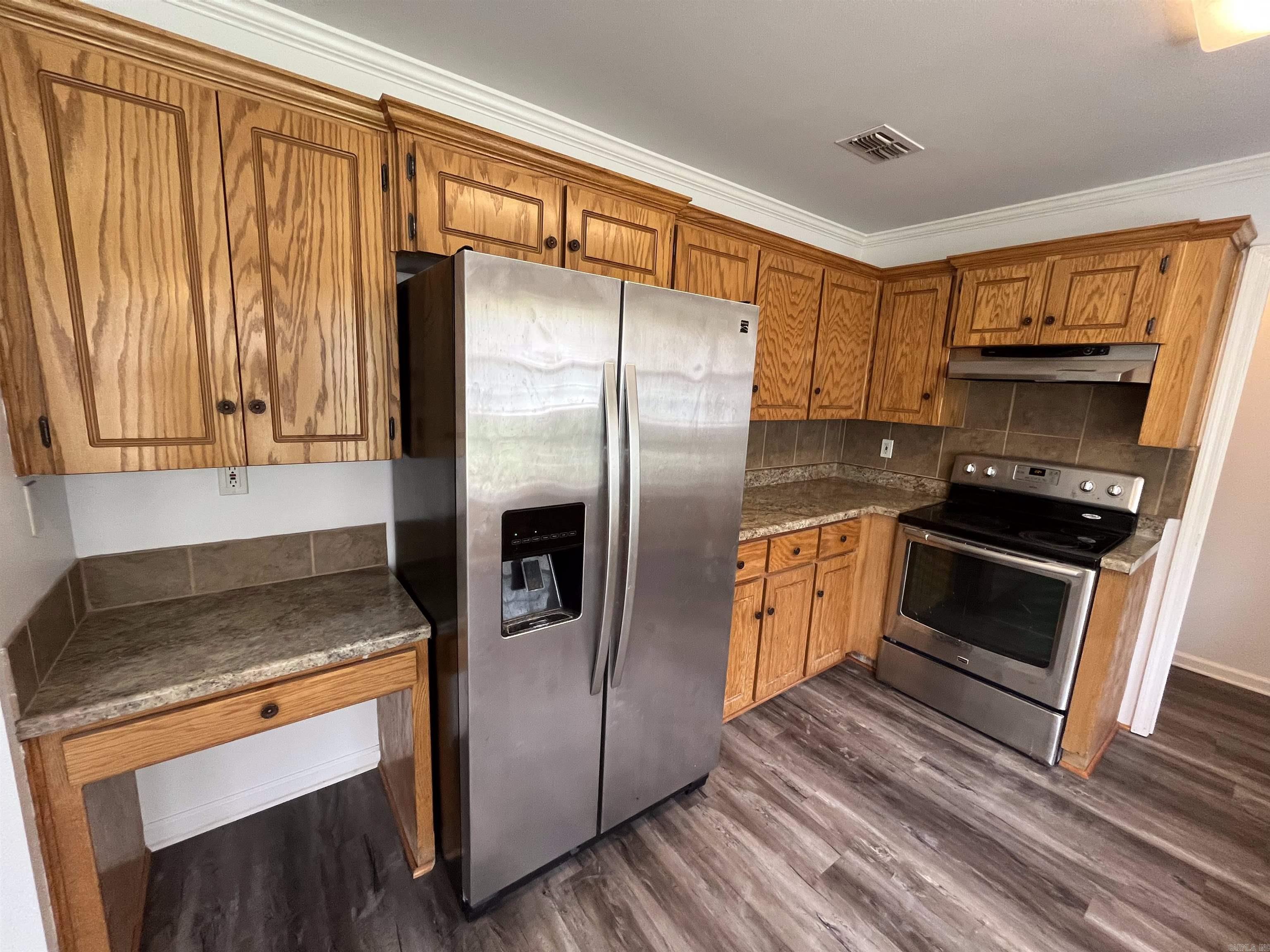 Robinwood - Residential Lease