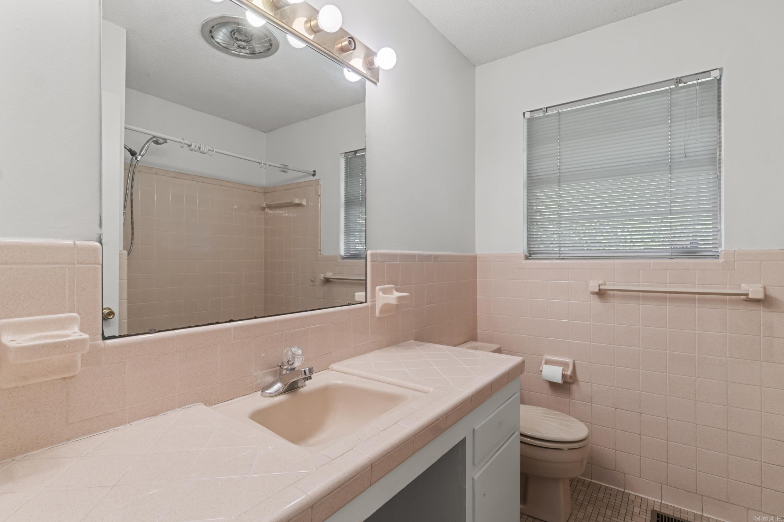 INTERURBAN HGTS - Residential