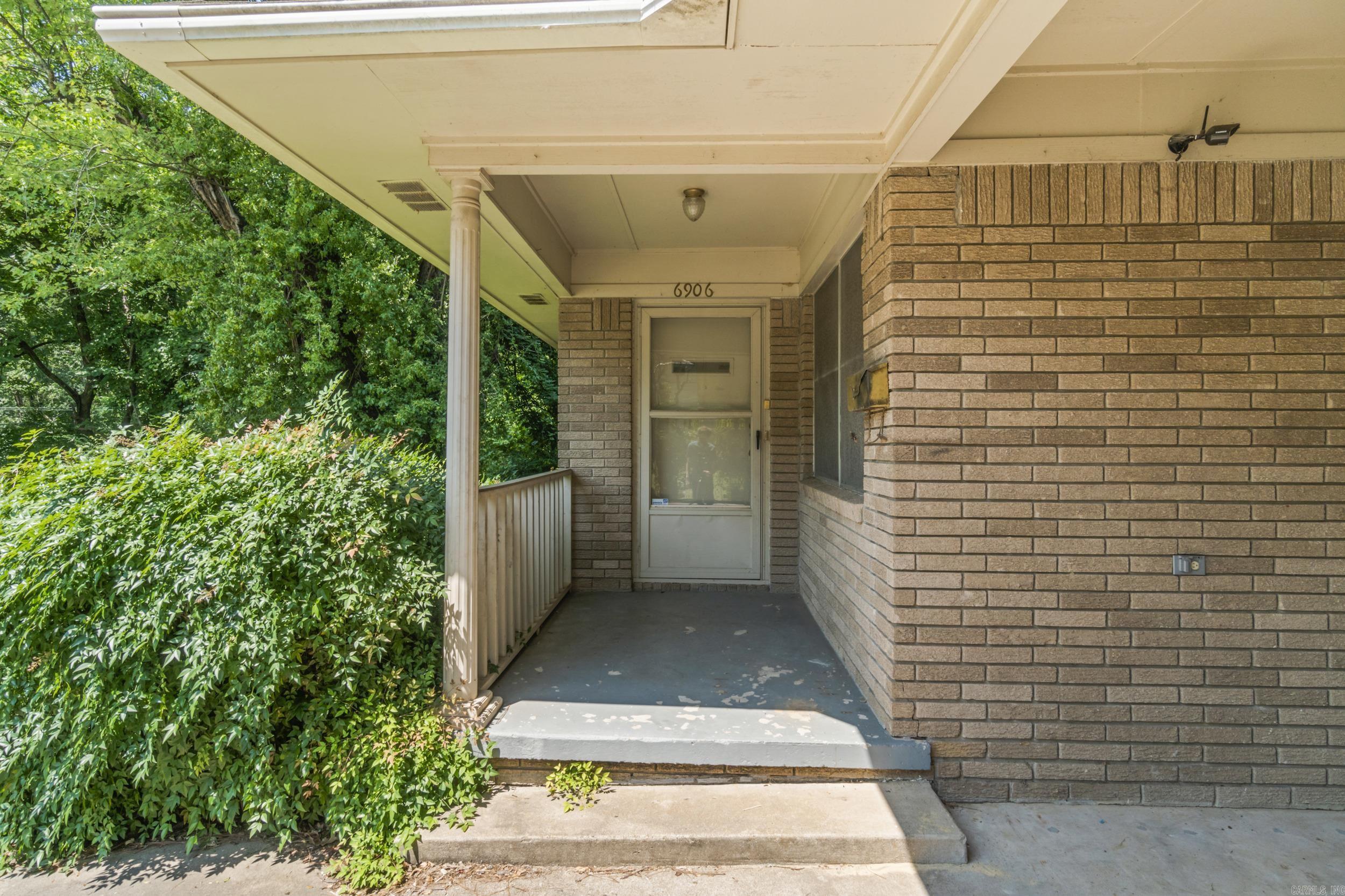 INTERURBAN HGTS - Residential