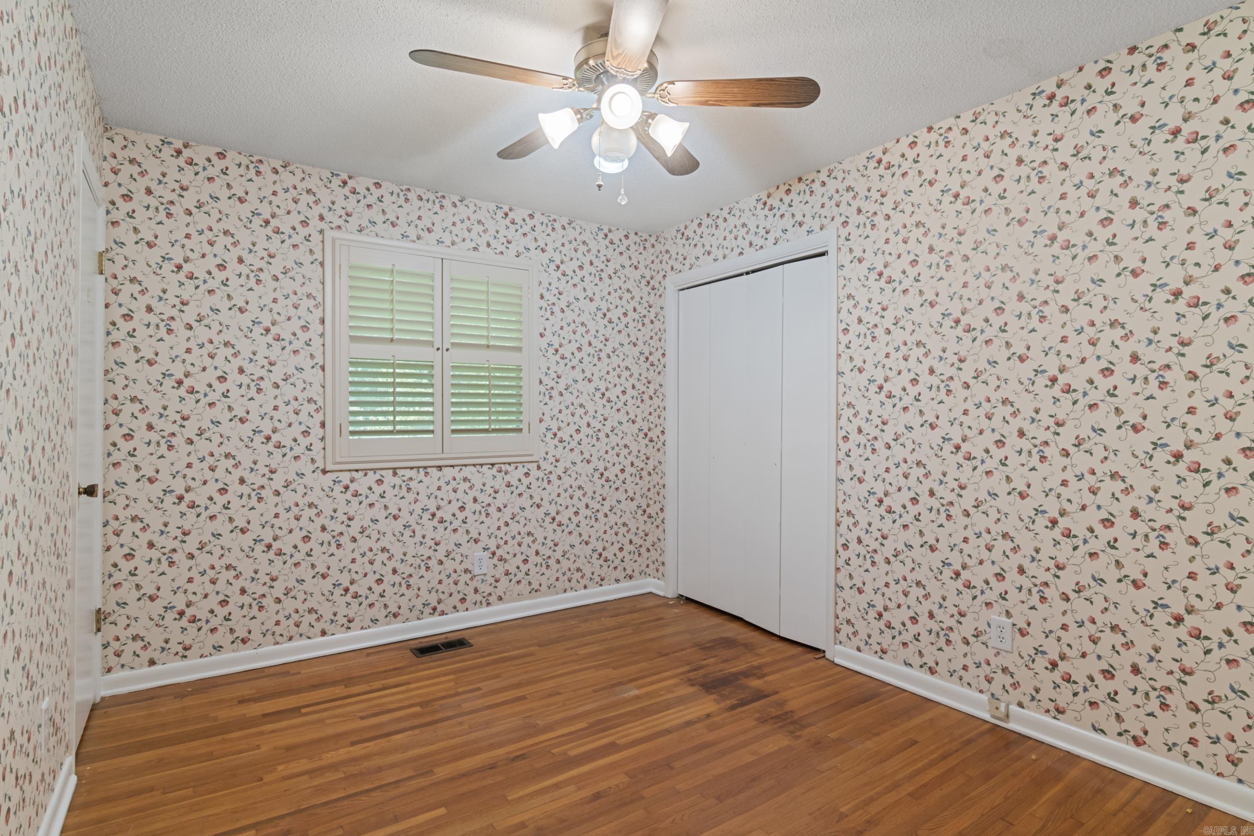 INTERURBAN HGTS - Residential