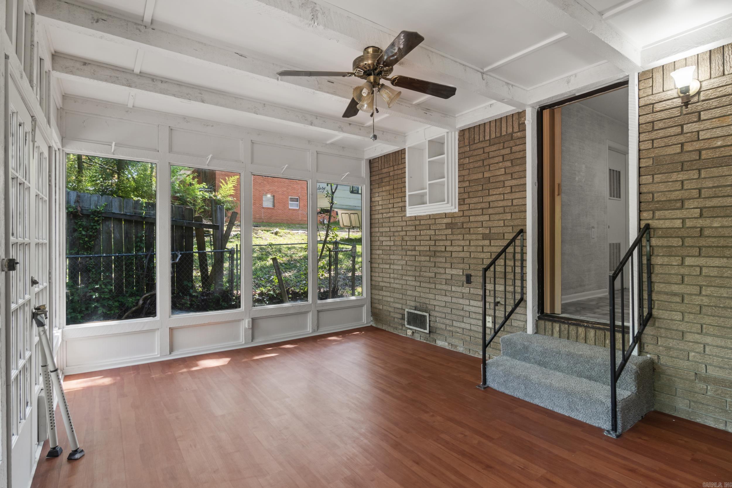 INTERURBAN HGTS - Residential