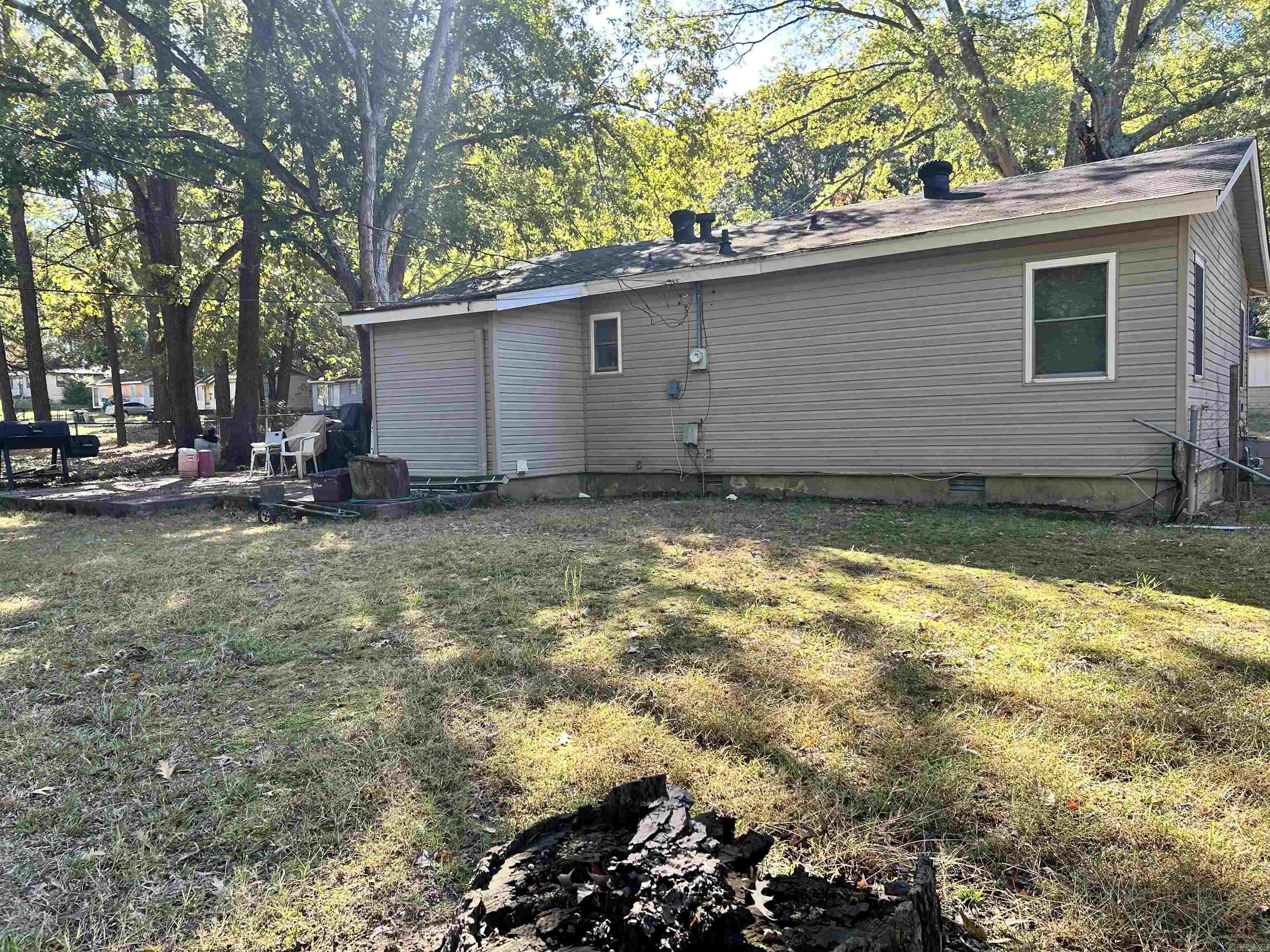 WAKEFIELD VILLAGE - Residential