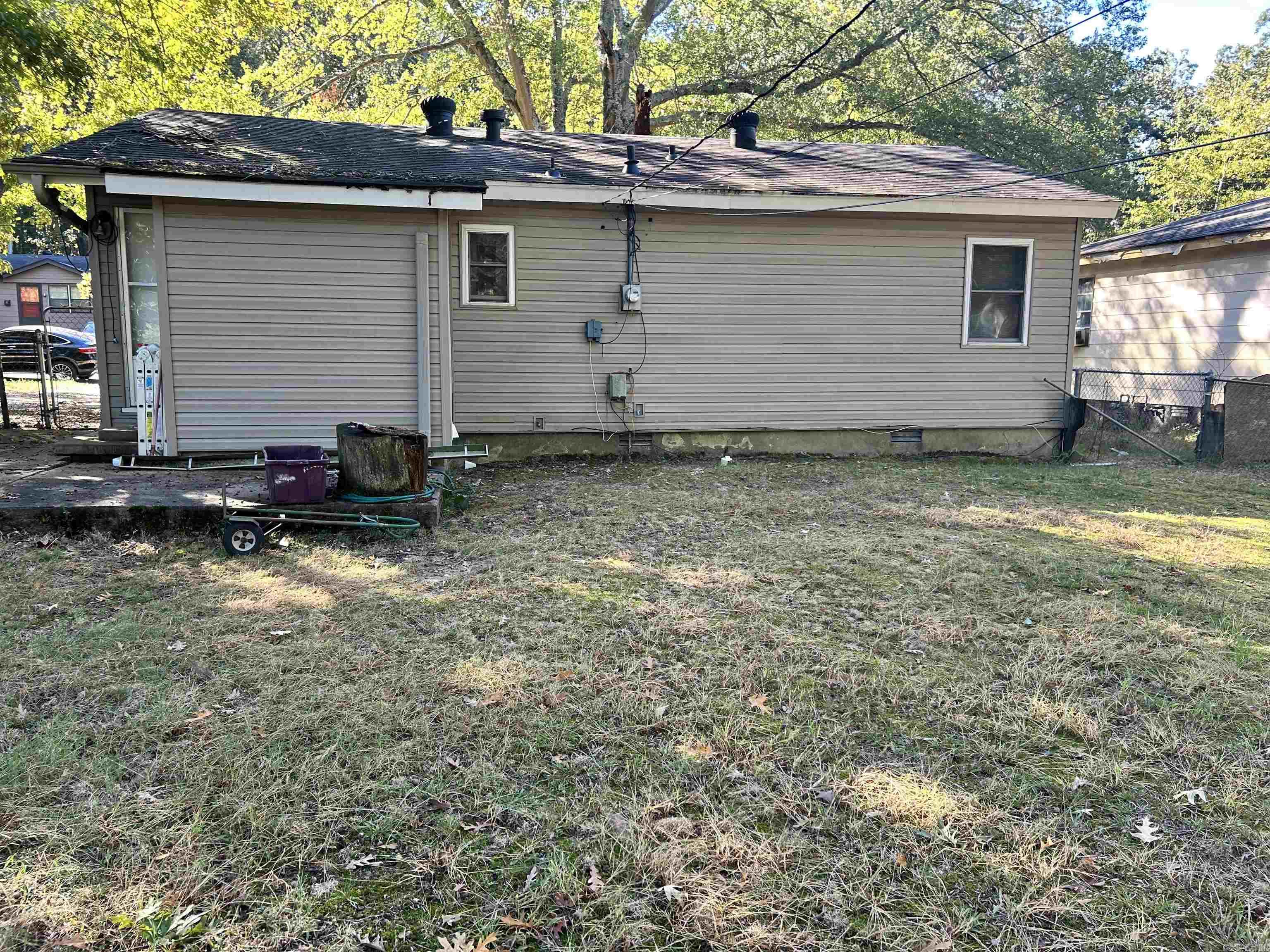 WAKEFIELD VILLAGE - Residential