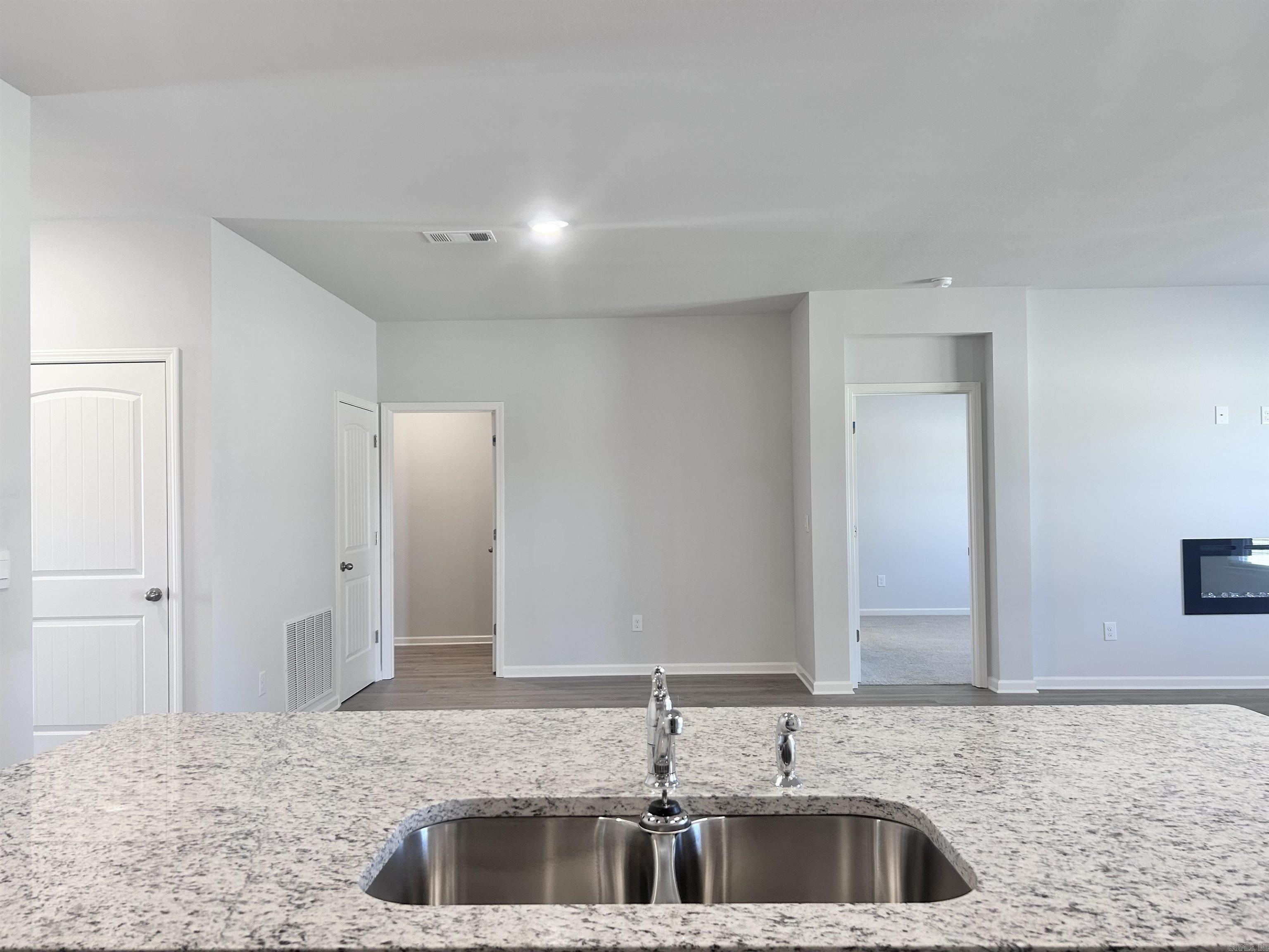 EDGEMONT - Residential