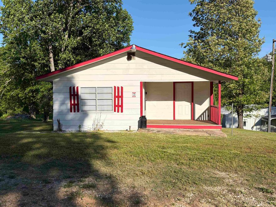 Sweet, is what I think of with this 2 bedroom ,1 large bathroom home. Beautifully remodeled kitchen with butcher block counter tops. Open concept. Perfect for entertaining guest. Out back on the covered deck you can hear the creek from the adjacent property. The thermostat has been upgraded to a Nest thermostat. The seller is offering $5,000 towards new roof. This sweet home would make the perfect air b&b, first home, or vacation home. Located just minutes from Melbourne and within a hour of big cities. Call today to see this sweet home.