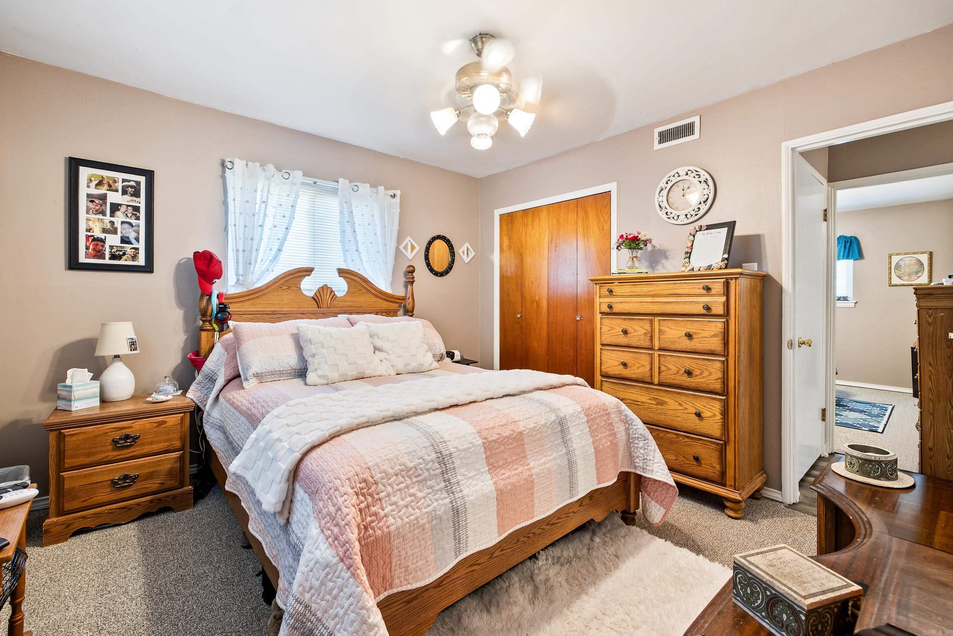 CIRCLE LAKE - Residential