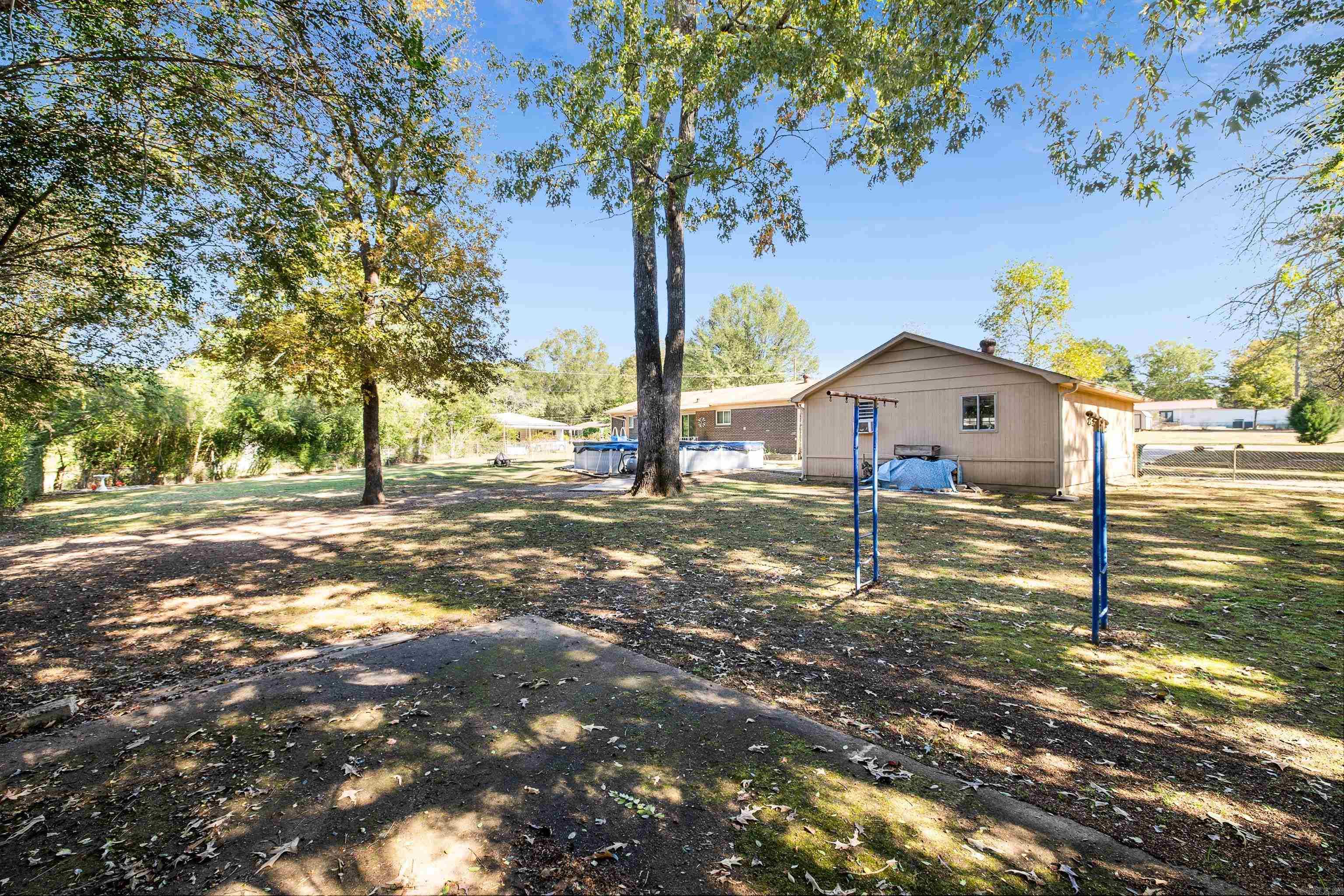 CIRCLE LAKE - Residential